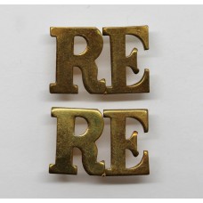 Pair of Royal Engineers (R.E.) Shoulder Titles