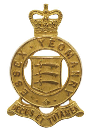 Essex Yeomanry Officer's Gilt Cap Badge - Queen's Crown