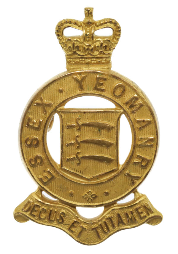 Essex Yeomanry Officer's Gilt Cap Badge - Queen's Crown