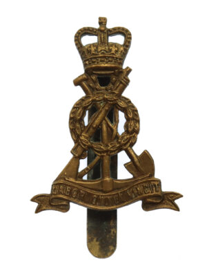 Pioneer Corps Brass Beret Badge - Queen's Crown
