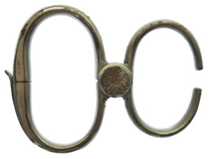 Hiatt 'Come Along' Police Handcuffs Snaps