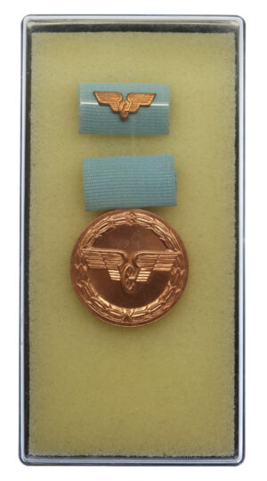 Germany D.D.R. Deutsche Reichsbahn (Railways) Medal in Box