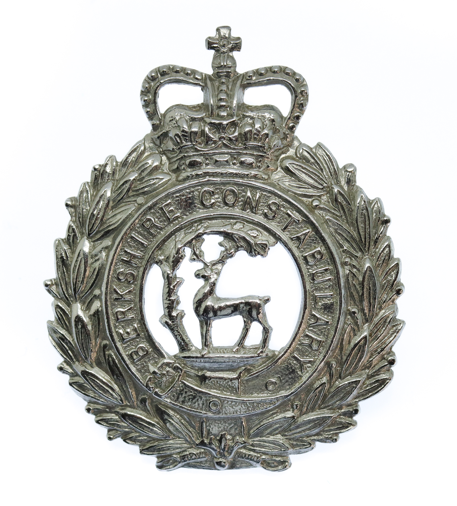 Berkshire Constabulary Wreath Cap Badge - Queen's Crown
