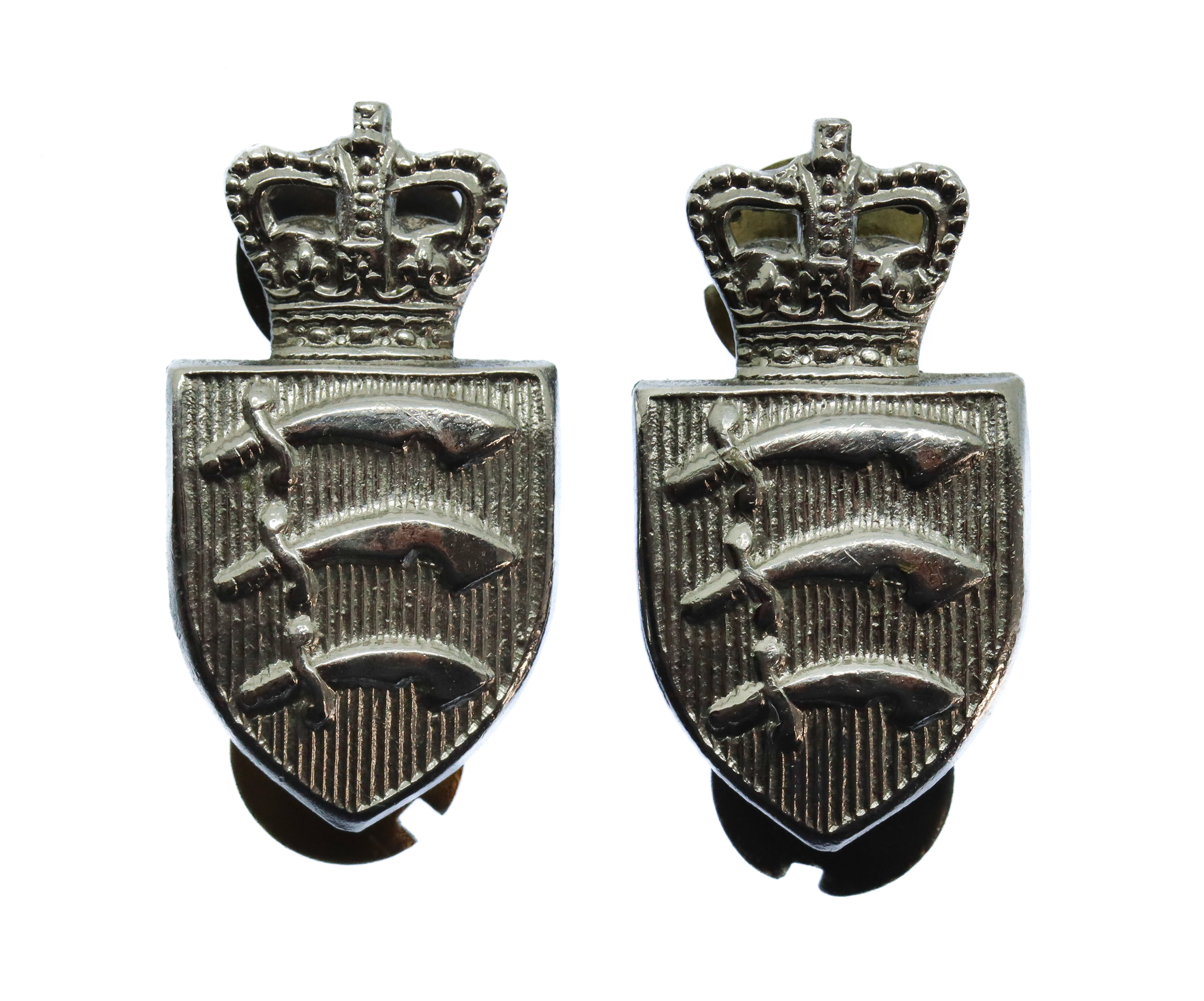 Pair of Essex Constabulary Collar Badges - Queen's Crown