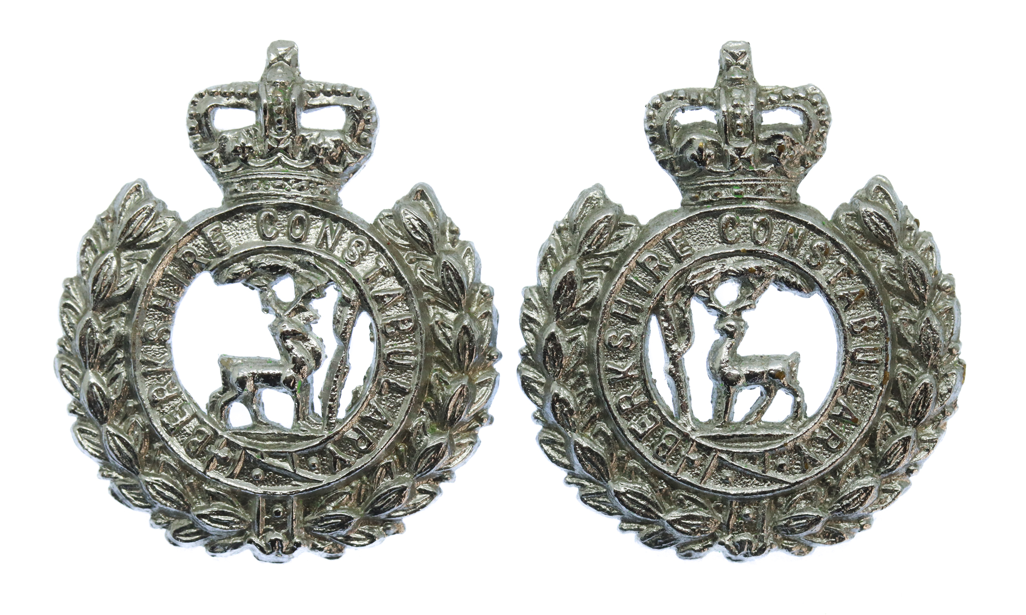 Pair of Berkshire Constabulary Collar Badges - Queen's Crown