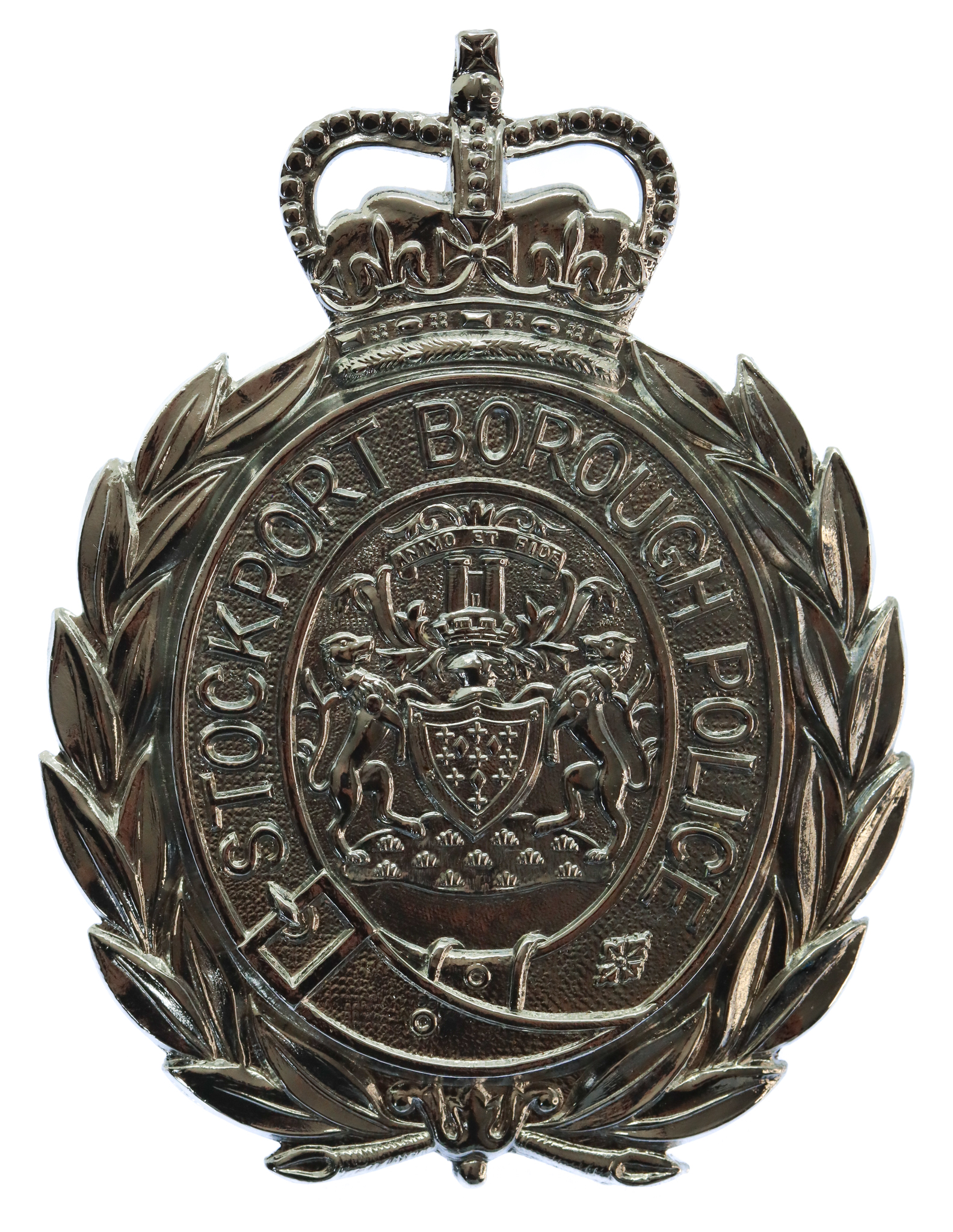 Stockport Borough Police Wreath Helmet Plate - Queen's Crown (Non Voided Centre)