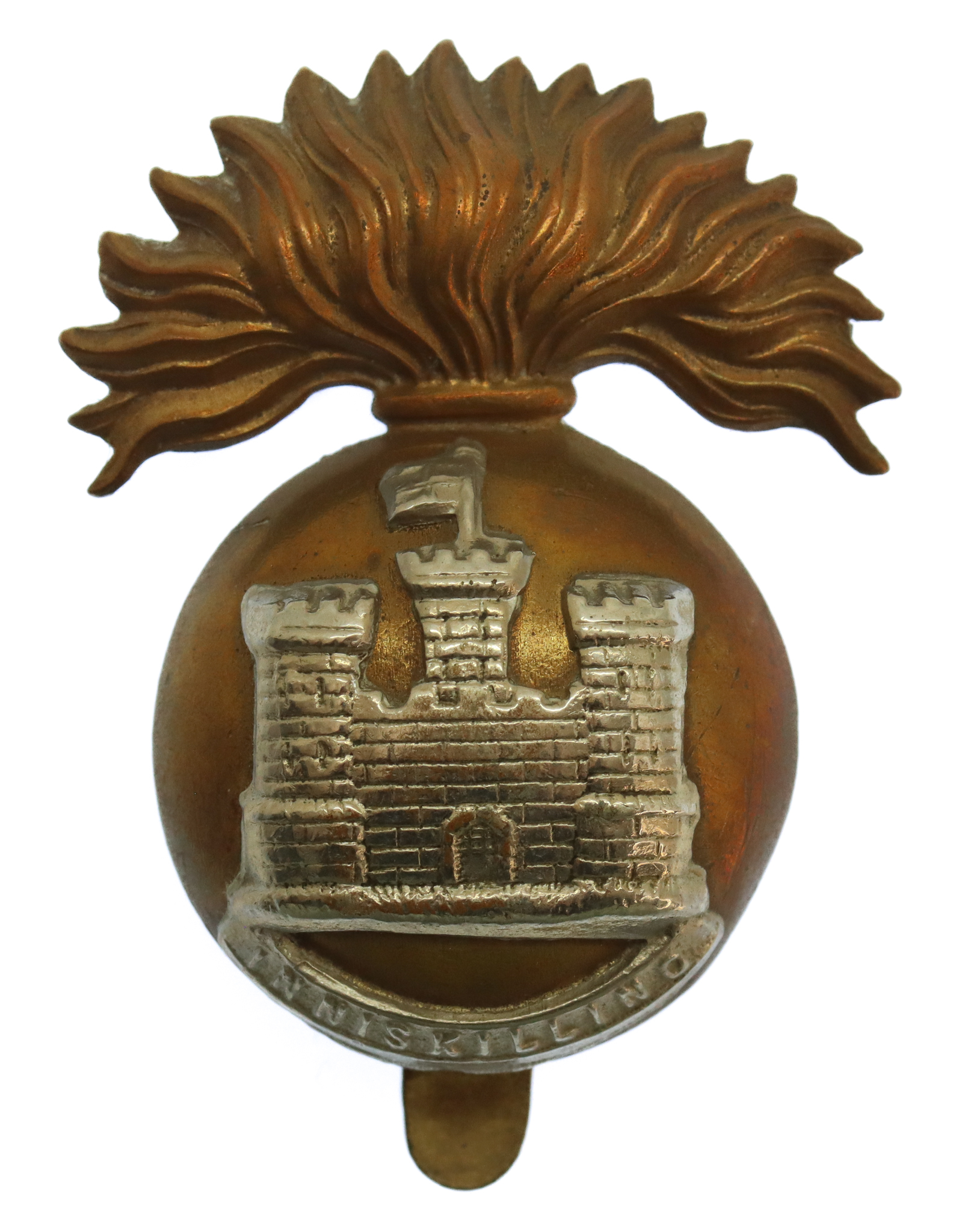Royal Inniskilling Fusiliers Cap Badge (Flag Left)