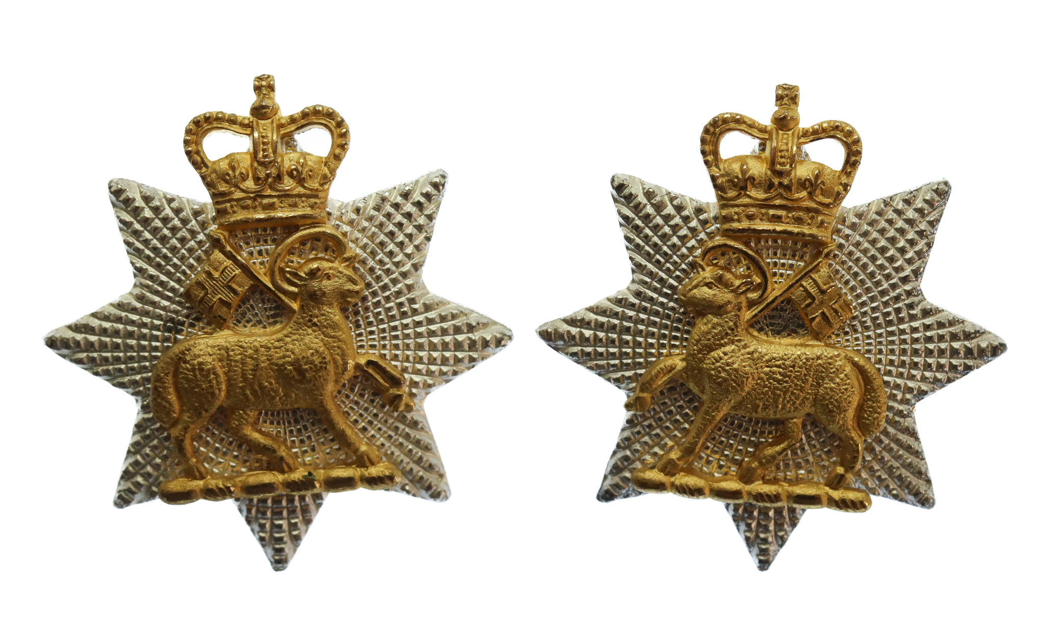 Pair of Queen's Royal Regiment Officer's Collar Badges