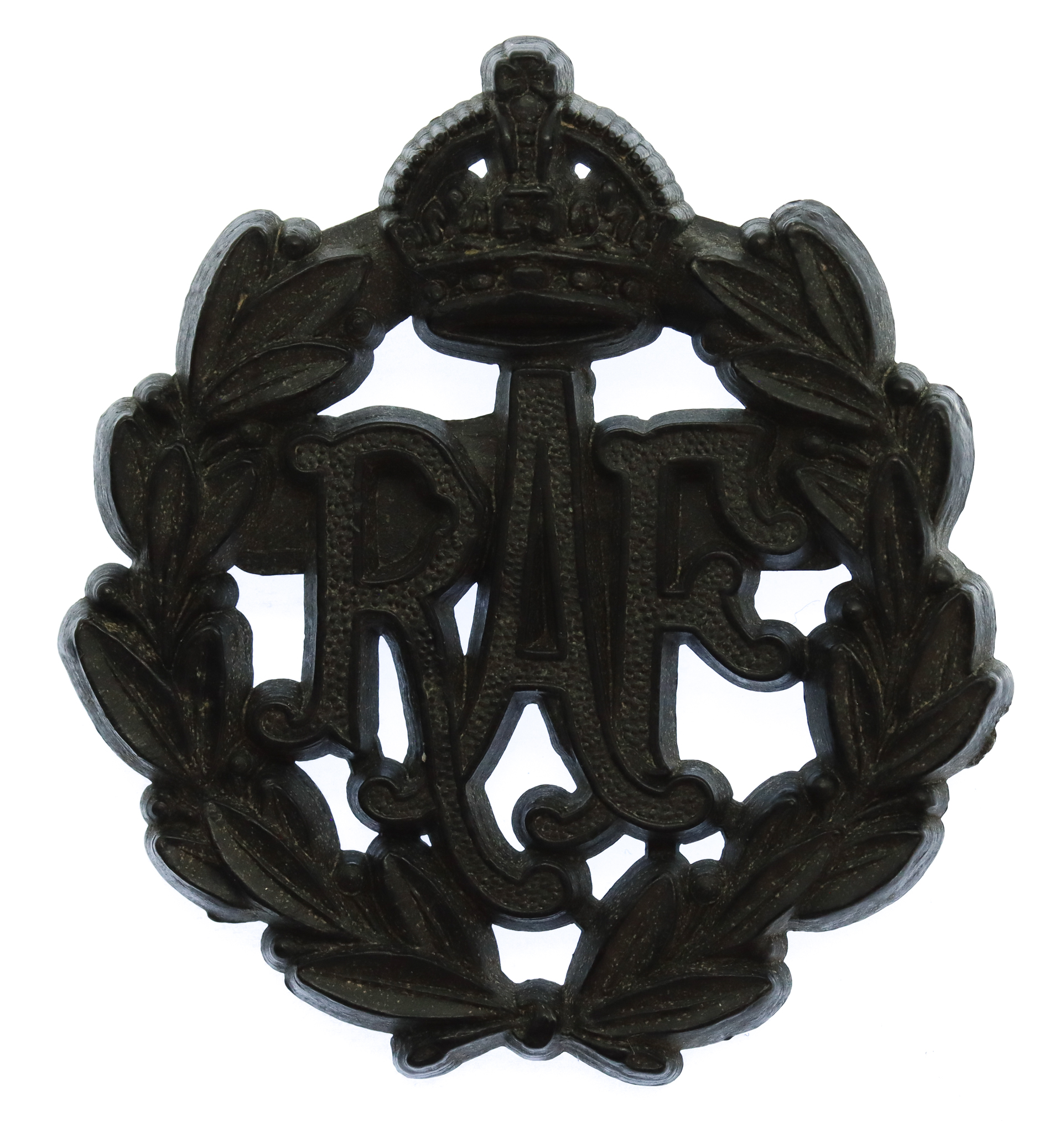 Royal Air Force (R.A.F.) WW2 Plastic Economy Cap Badge