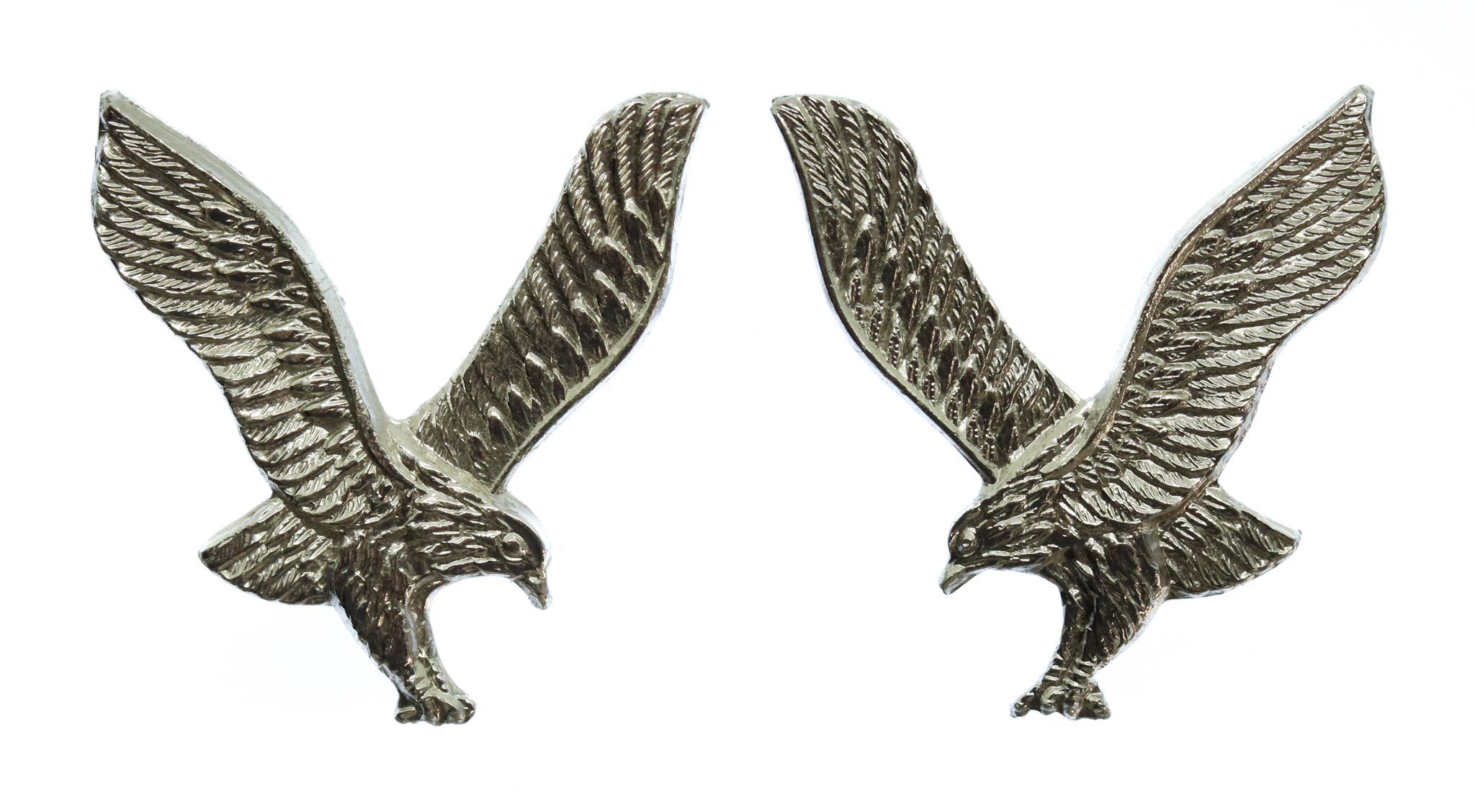 Pair of Army Air Corps Anodised (Staybrite) Collar Badges