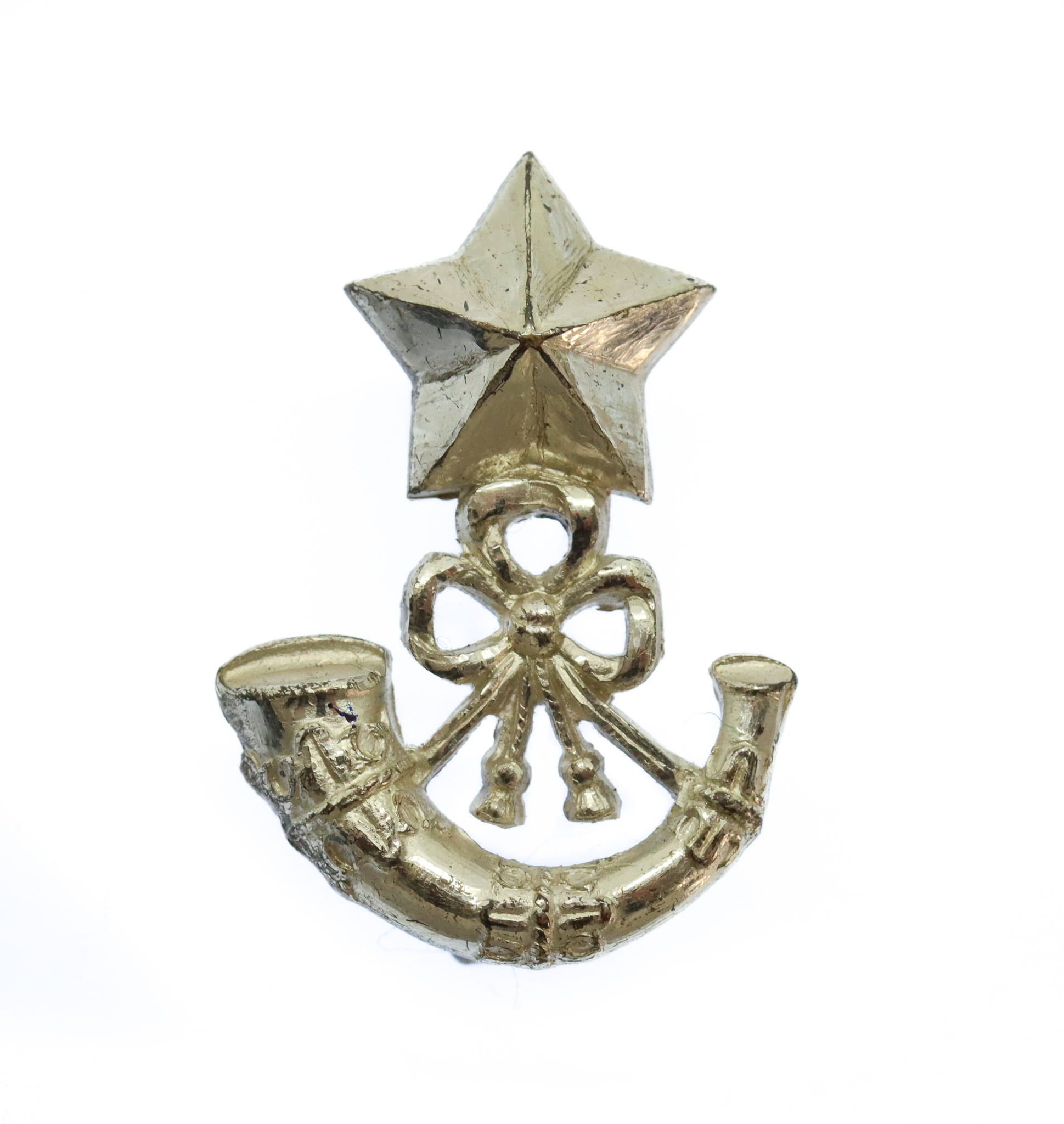 Cameronians (Scottish Rifles) Officer's Silvered Collar Badge