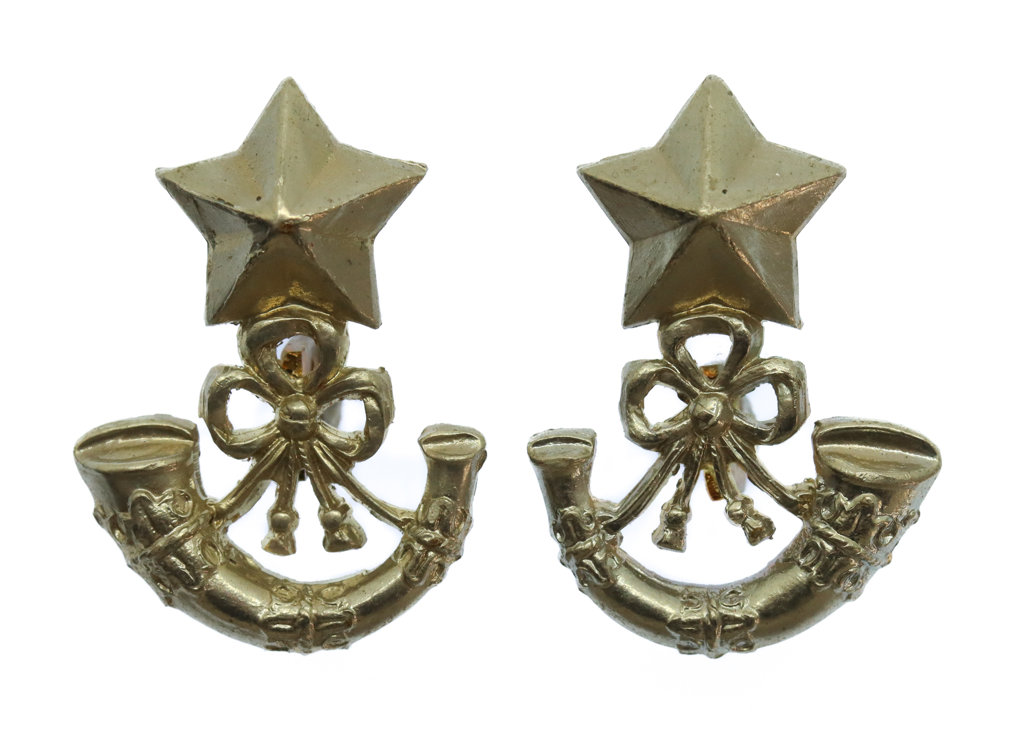Pair of Cameronians (Scottish Rifles) White Metal Collar Badges