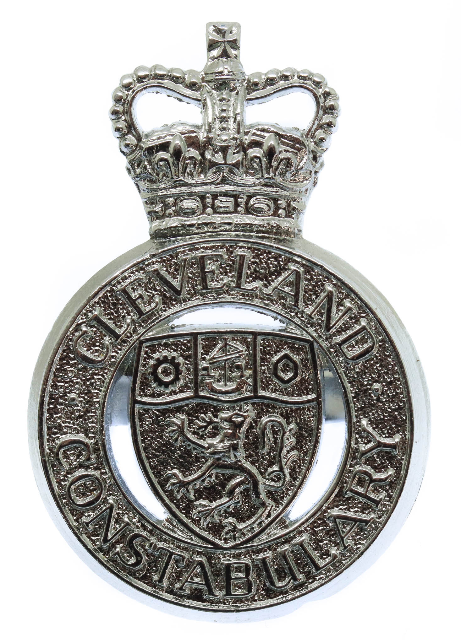 Cleveland Constabulary Cap Badge - Queen's Crown