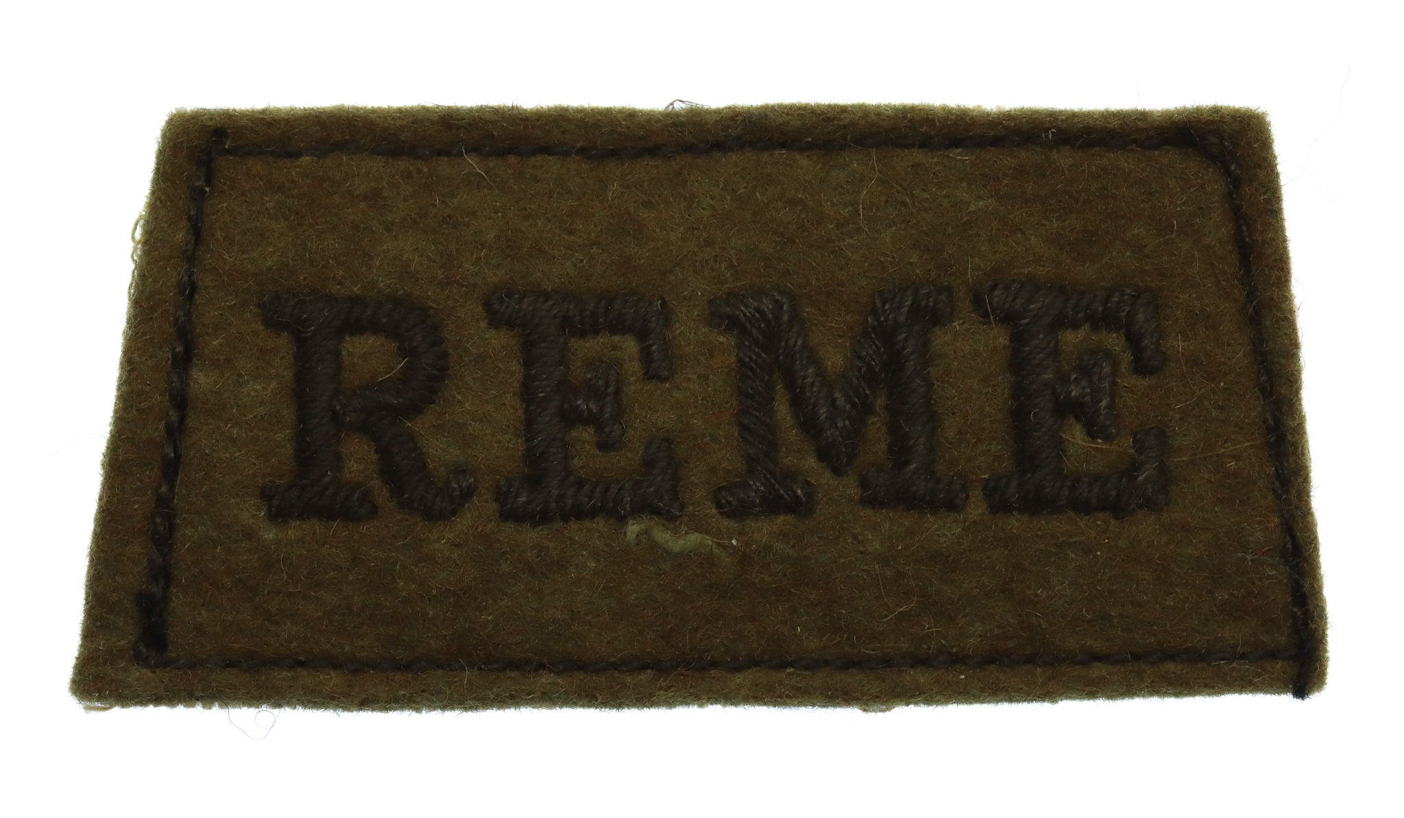 Royal Electrical & Mechanical Engineers (R.E.M.E.) Cloth Slip On Shoulder Title