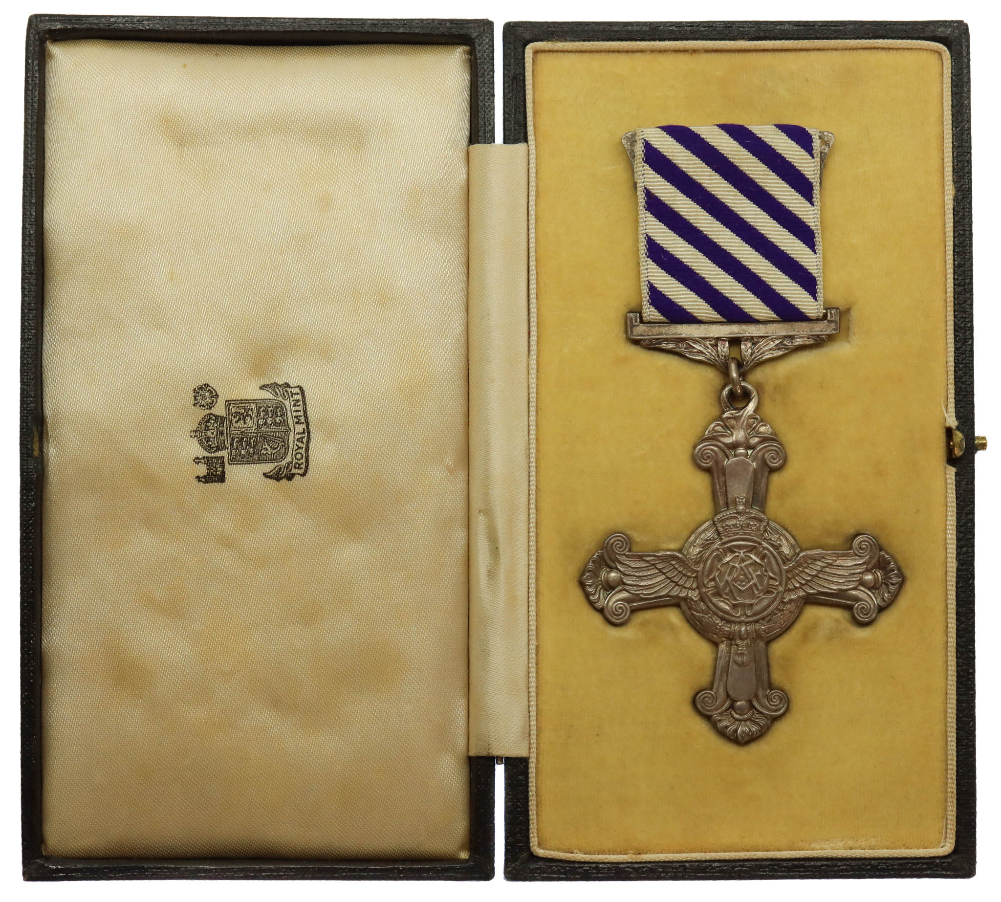 WW2 Distinguished Flying Cross in Original Case, Dated 1944