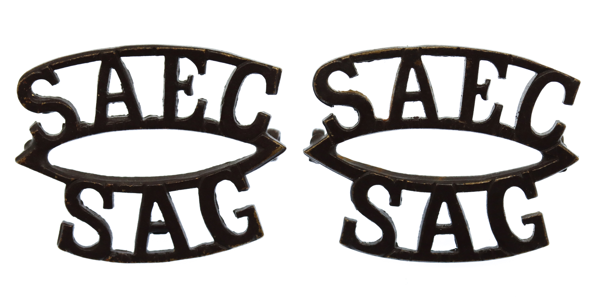 Pair of South African Engineer Corps (S.A.E.C./S.A.G.) Shoulder Titles
