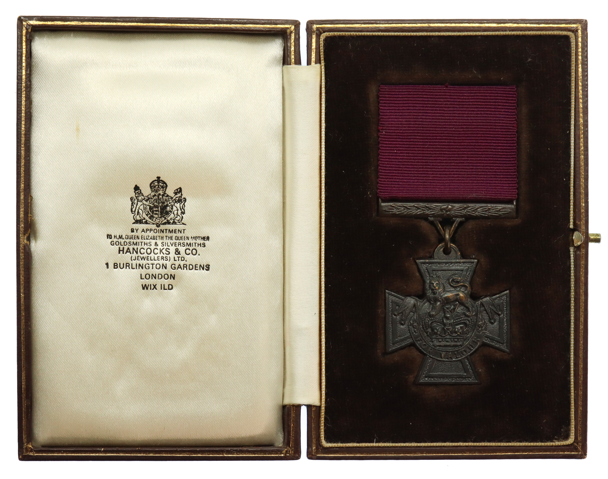 Hancocks & Co. Ltd Replica Victoria Cross in Fitted Case
