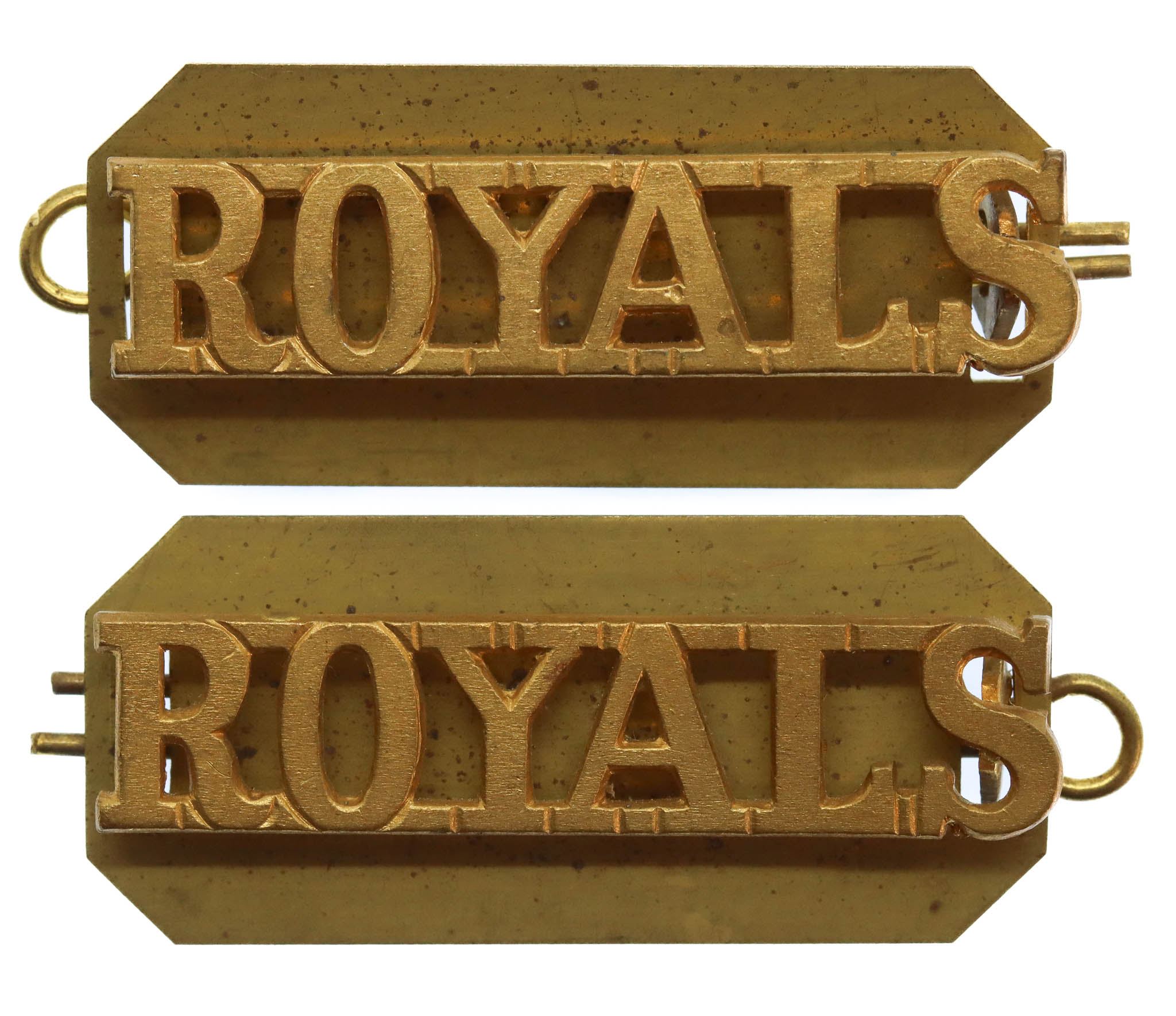 Pair of 1st Royal Dragoons (ROYALS) Shoulder Titles