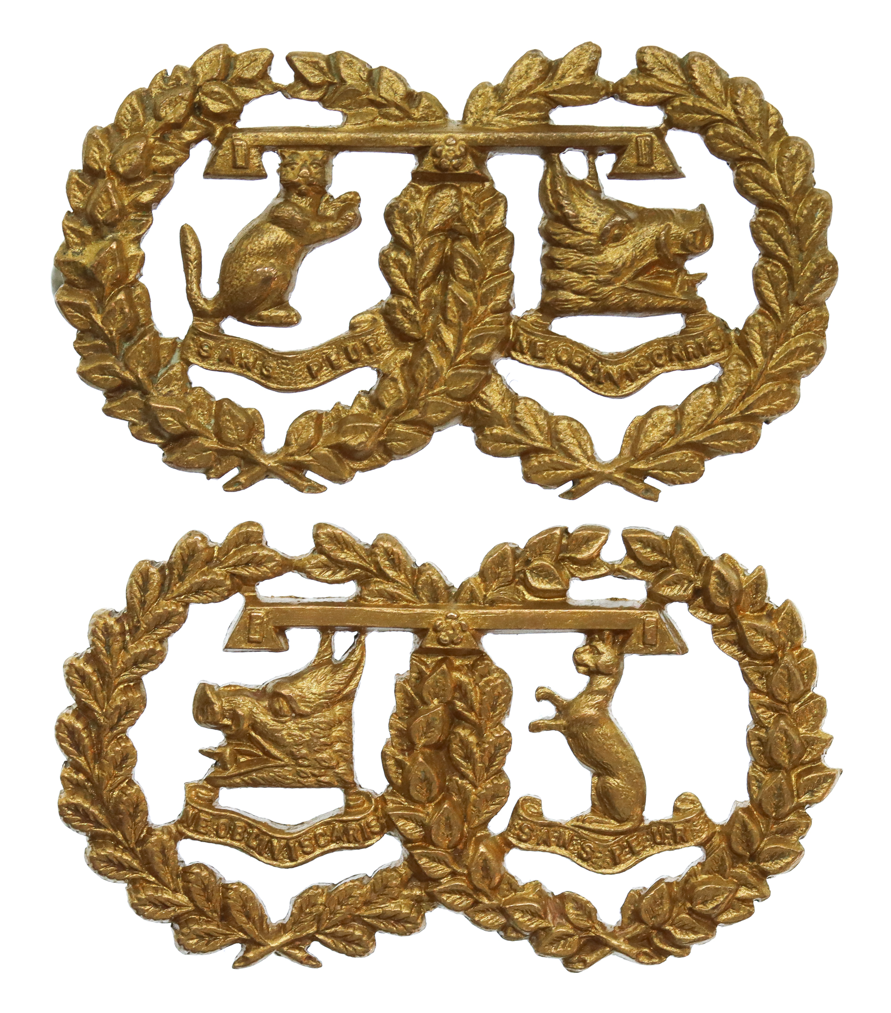 Pair of Argyll & Sutherland Highlanders Officer's Gilt Collar Badges