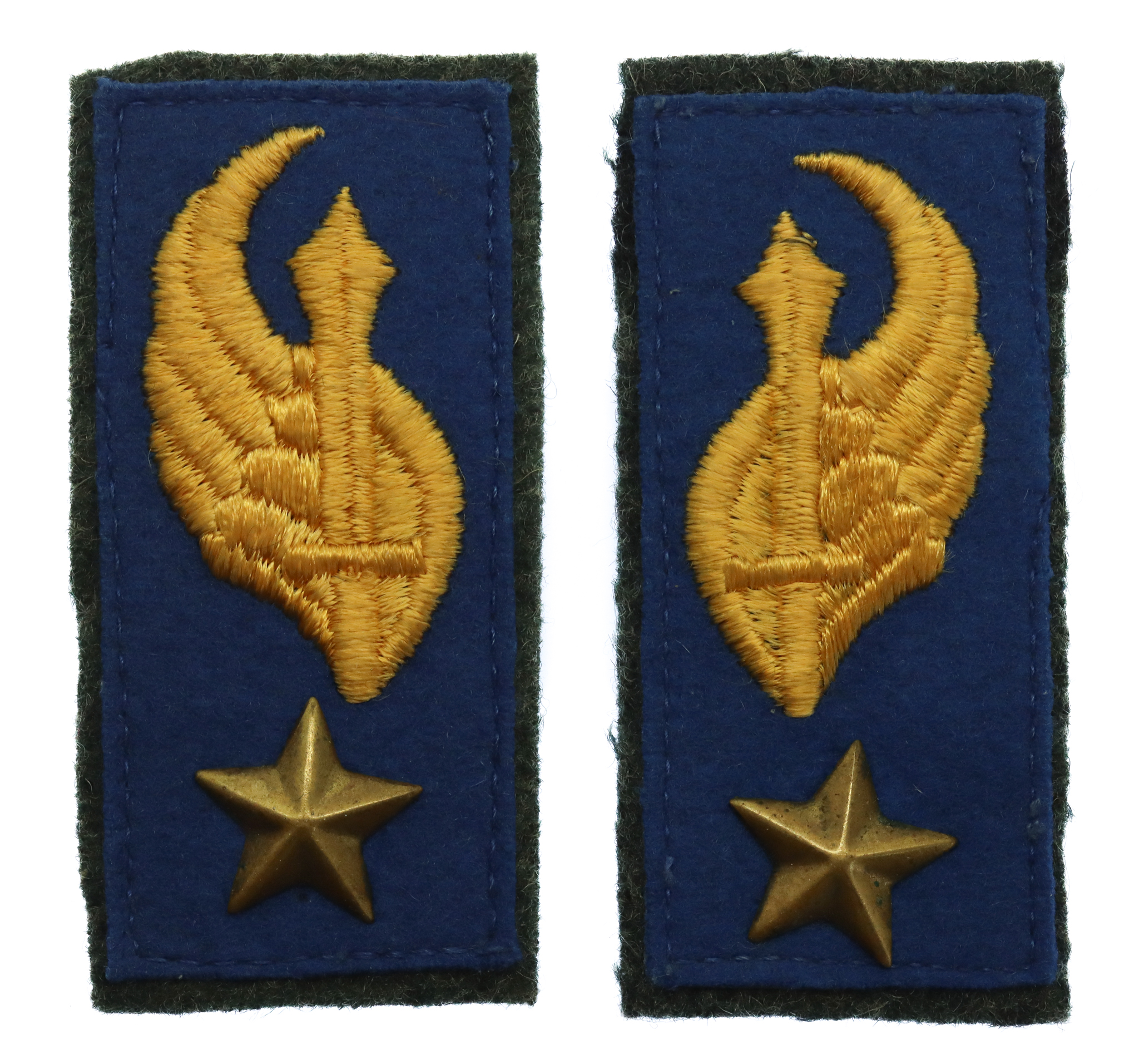 Italy Pair of WW2 Royal Italian Army 2nd Lieutenant Collar Badges