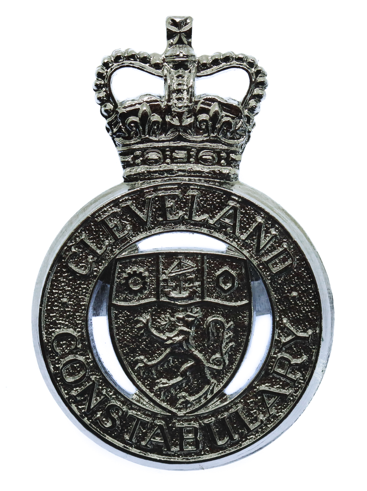 Cleveland Constabulary Cap Badge - Queen's Crown