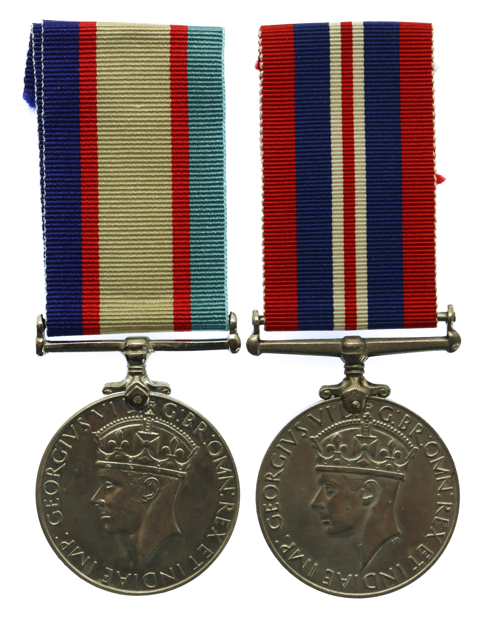 WW2 Australia Service Medal & War Medal 1939-45 Pair - Q143822 C.E. Davies