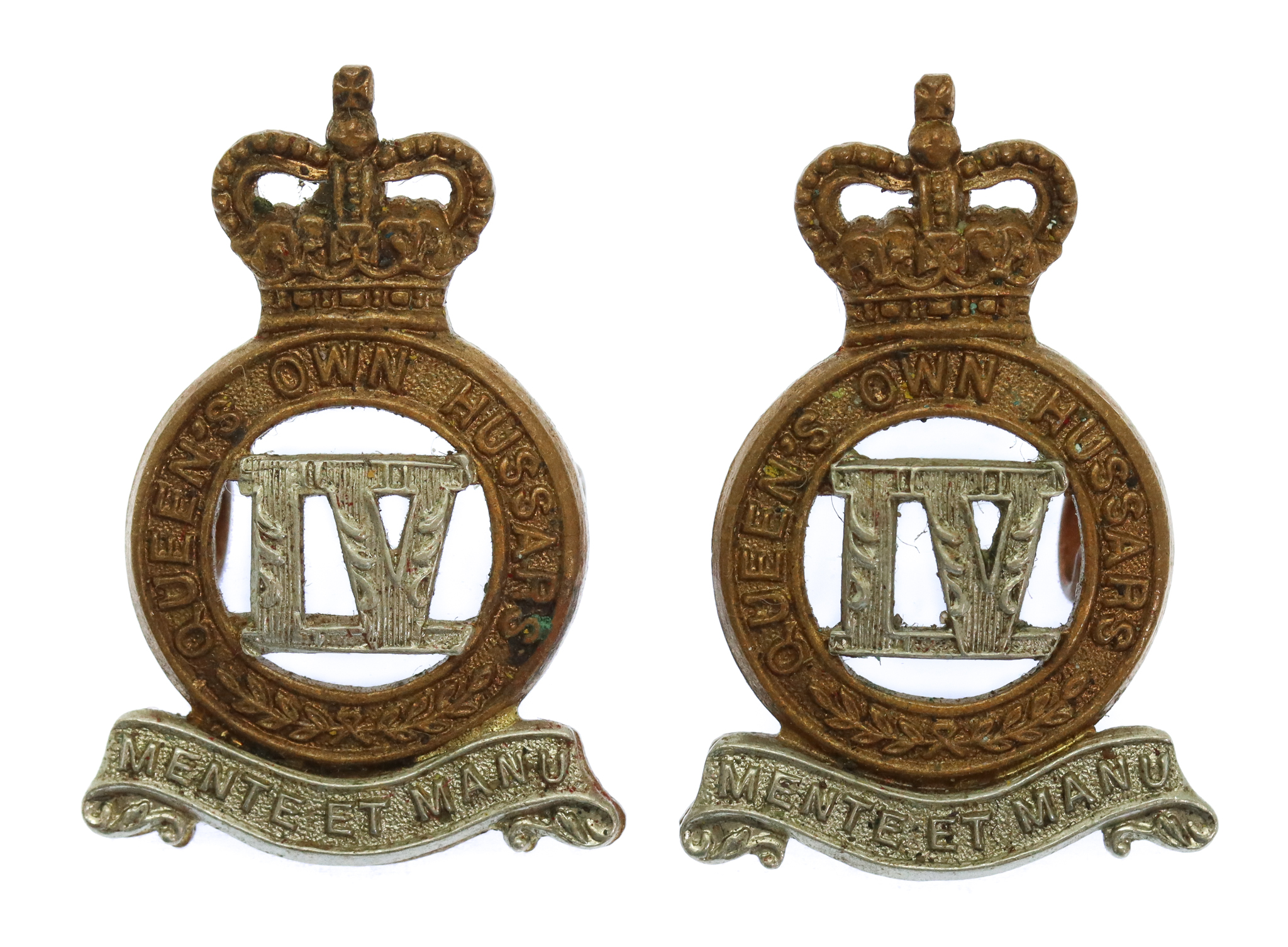 Pair of 4th Queen's Own Hussars Collar Badges - Queen's Crown