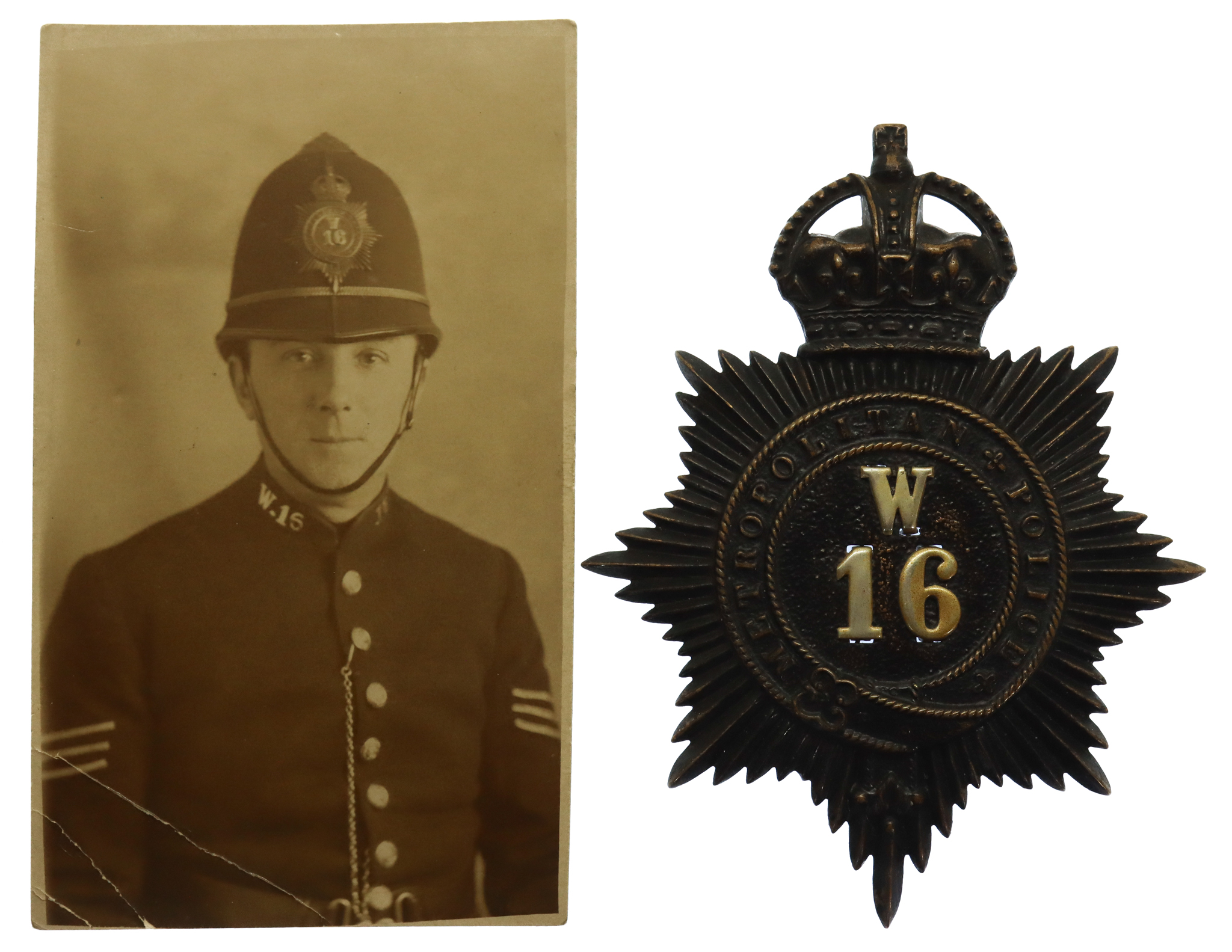 Metropolitan Police 'W' Division (Clapham) Helmet Plate - King's Crown with Photo