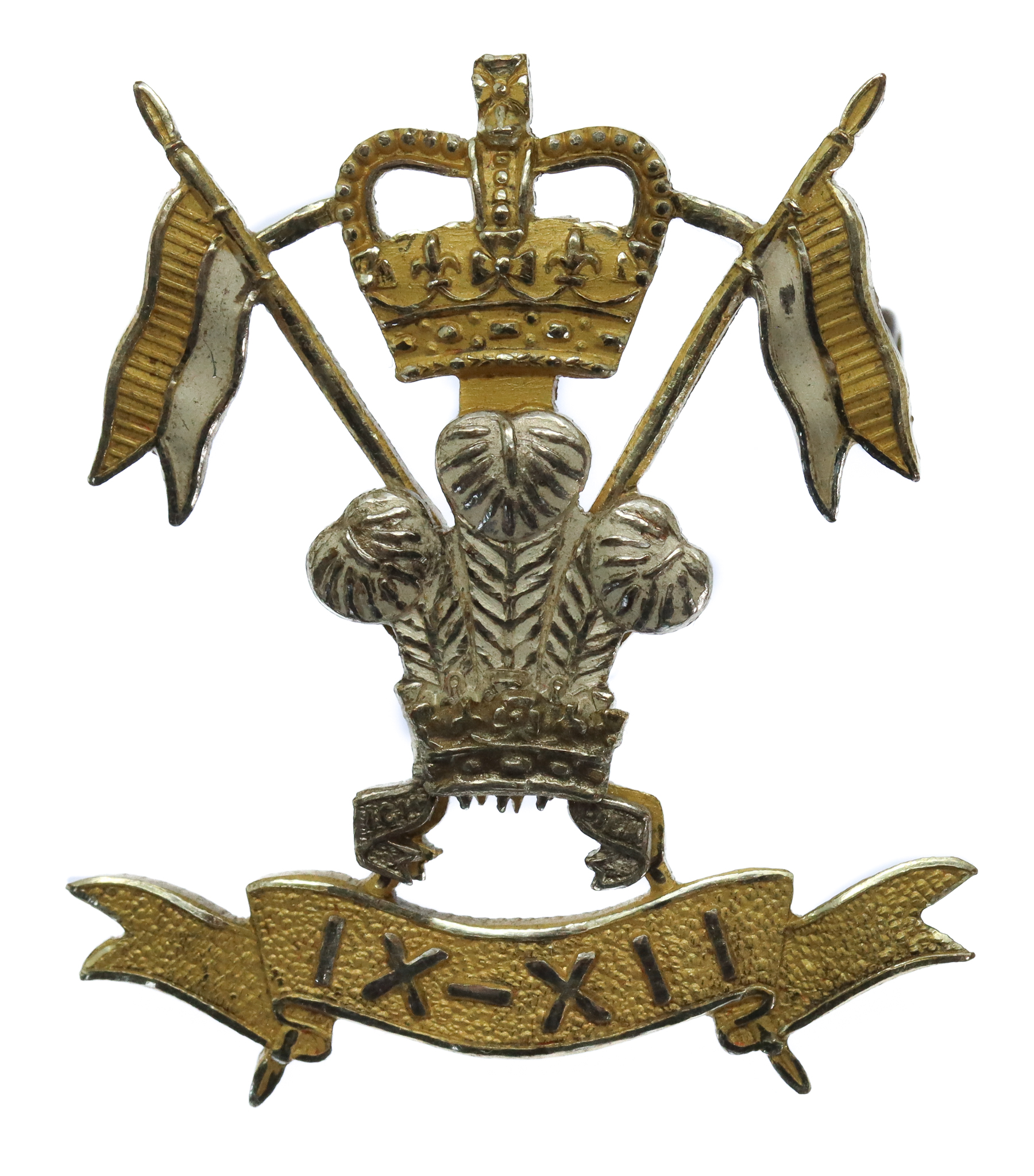 9th/12th Royal Lancers Officer's Cap Badge - Queen's Crown