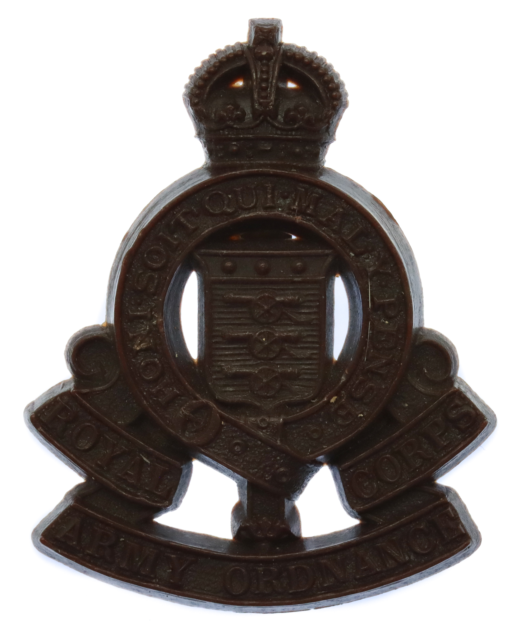 Royal Army Ordnance Corps (R.A.O.C.) WW2 Plastic Economy Cap Badge 