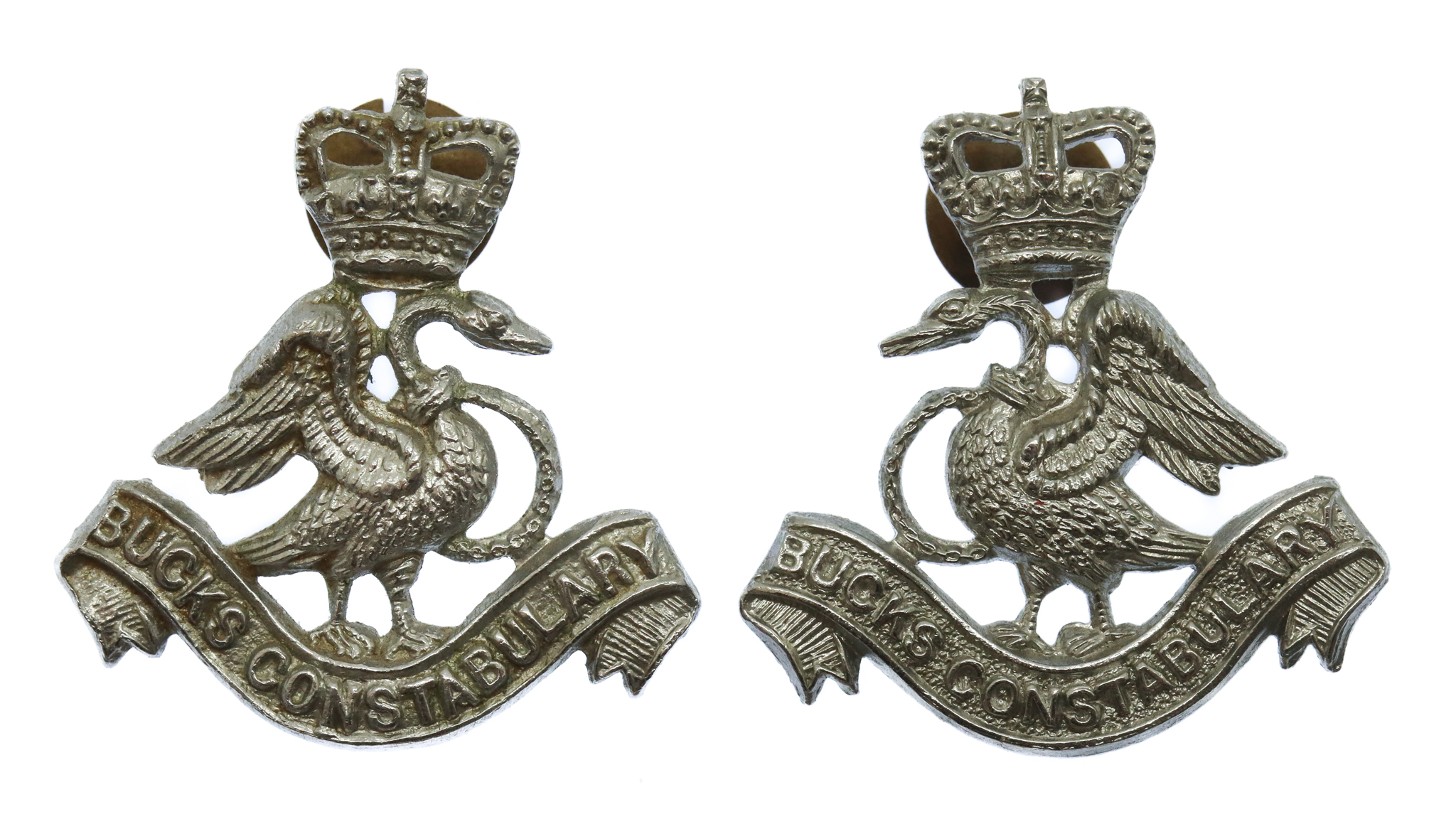 Pair of Buckinghamshire Constabulary Collar Badges - Queen's Crown