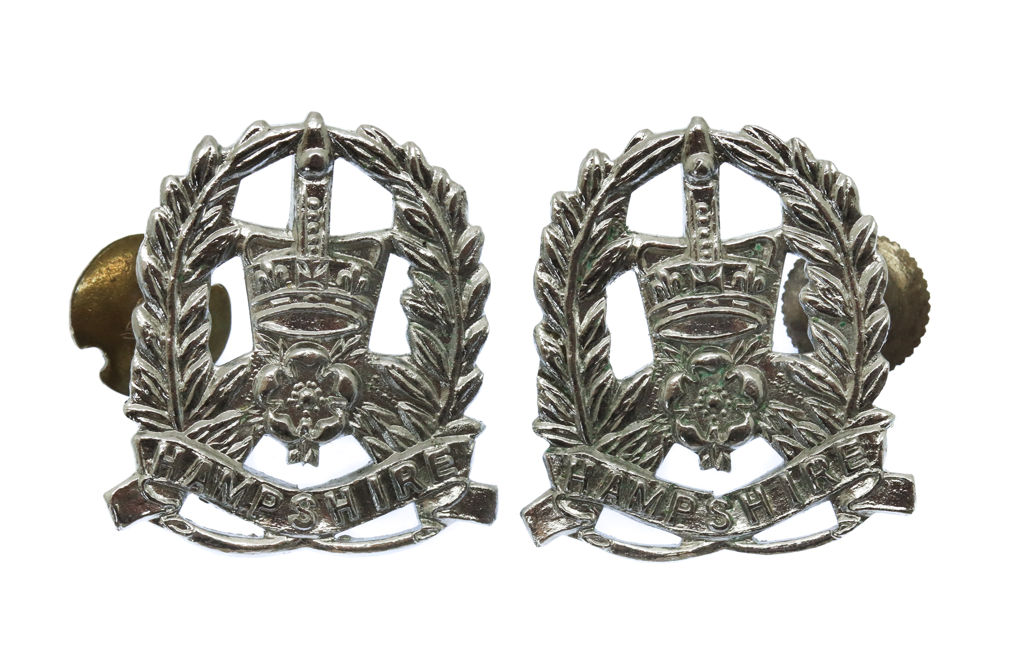 Pair of Hampshire Constabulary Collar Badges - Queen's Crown