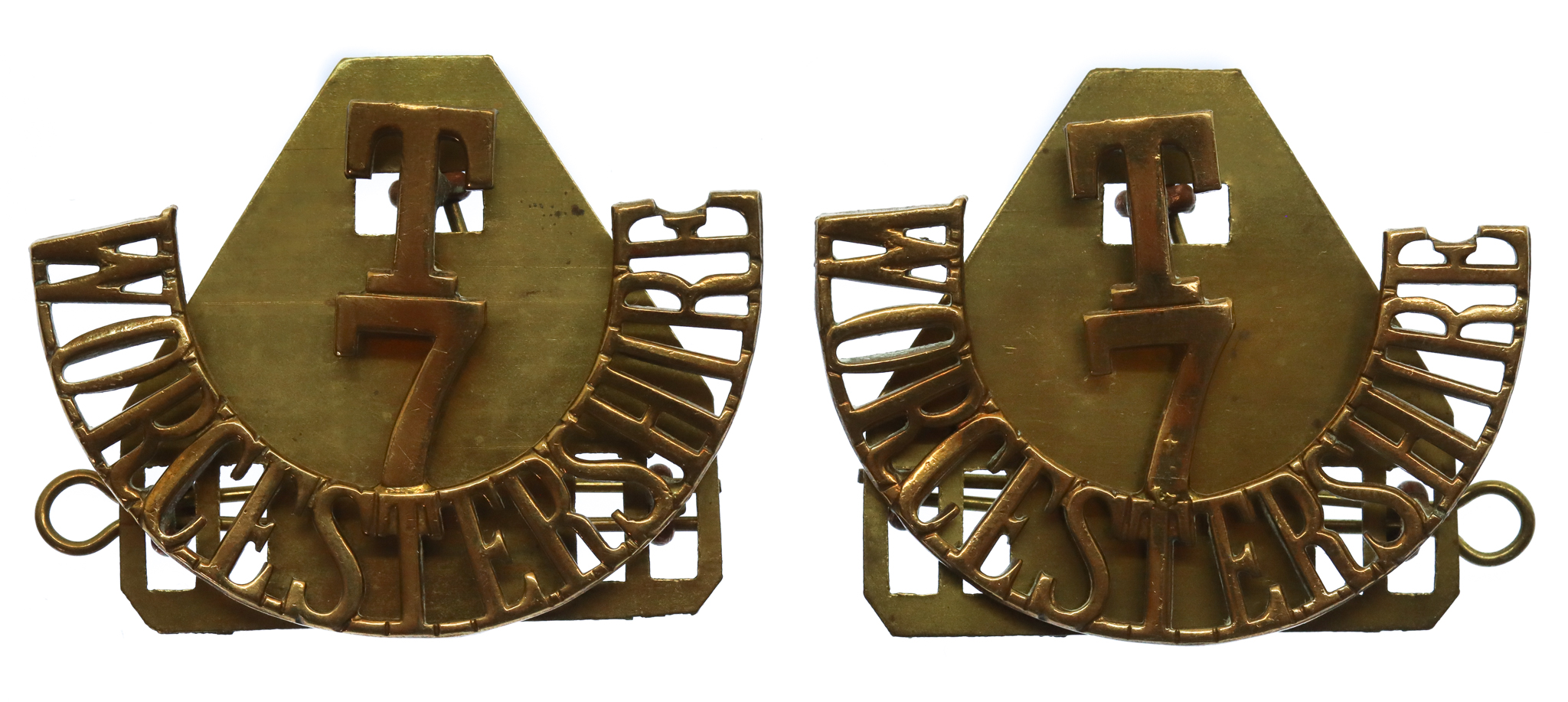Pair of 7th Territorial Bn. Worcestershire Regiment (T/7/WORCESTERSHIRE) Shoulder Title