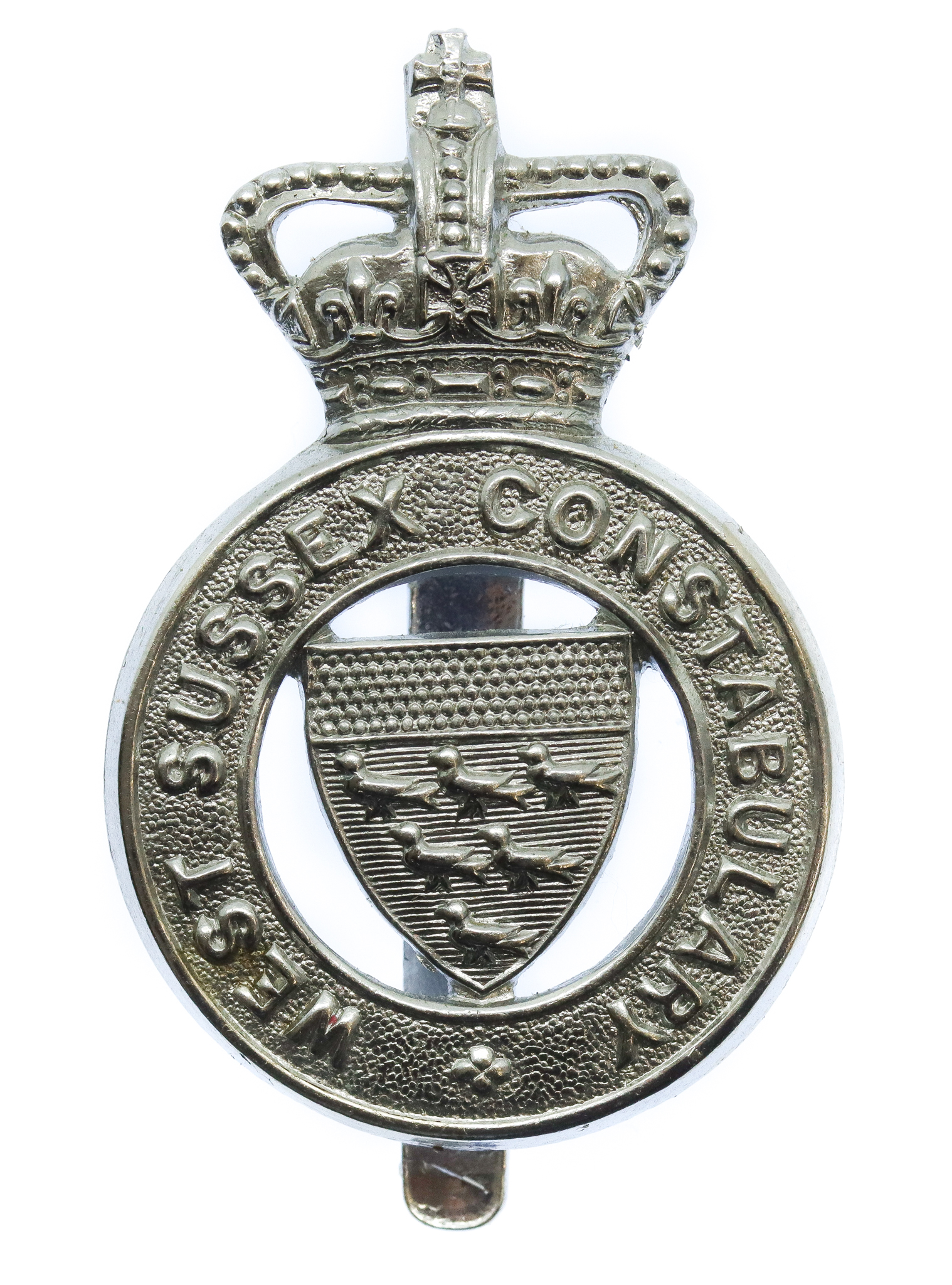 West Sussex Constabulary Cap Badge - Queen's Crown (Angular Crown Variant)