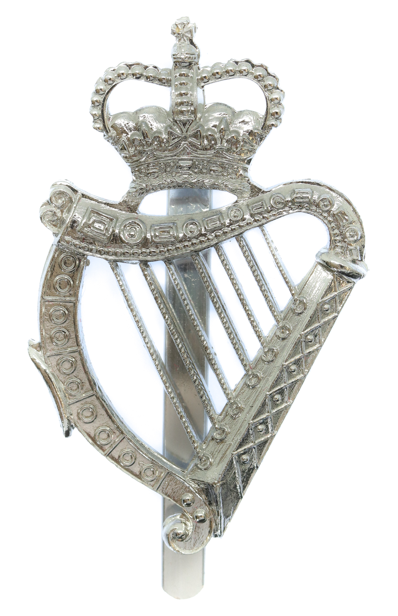 London Irish Pipers Anodised (Staybrite) Caubeen Badge