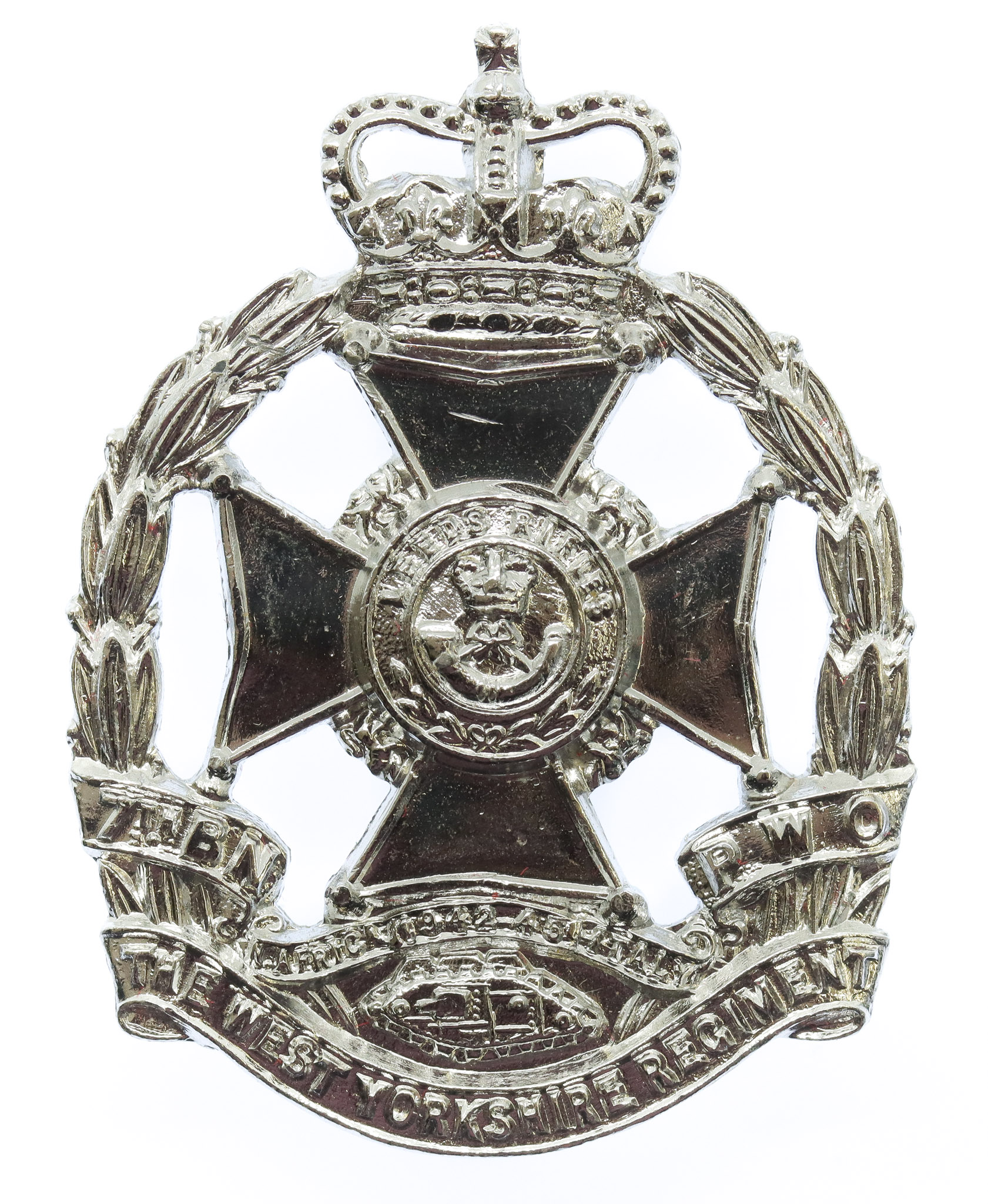 7th Bn. P.W.O. West Yorkshire Regiment (Leeds Rifles) Anodised (Staybrite) Cap Badge - With Tank