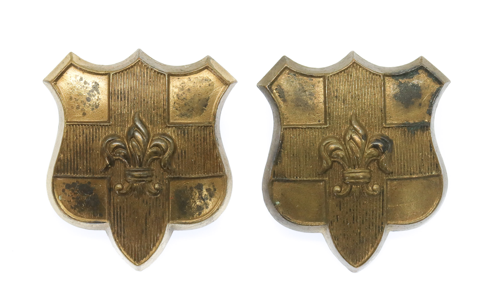 Pair of Loyal North Lancashire Regiment Collar Badges