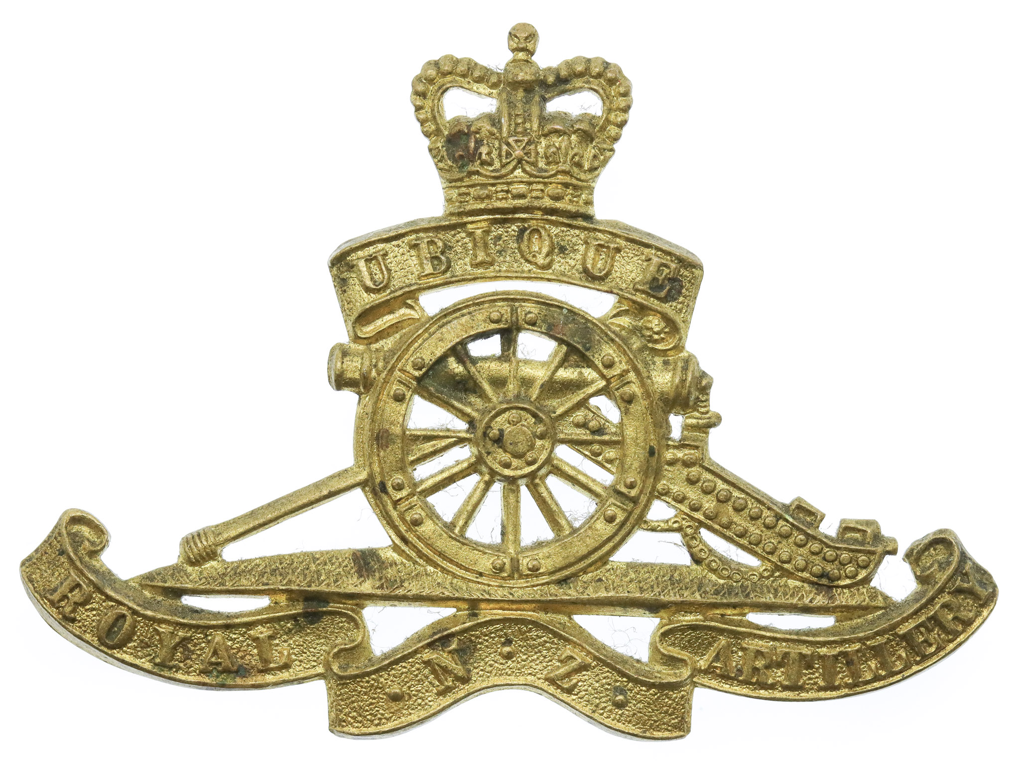 Royal New Zealand Artillery Cap Badge - Queen's Crown