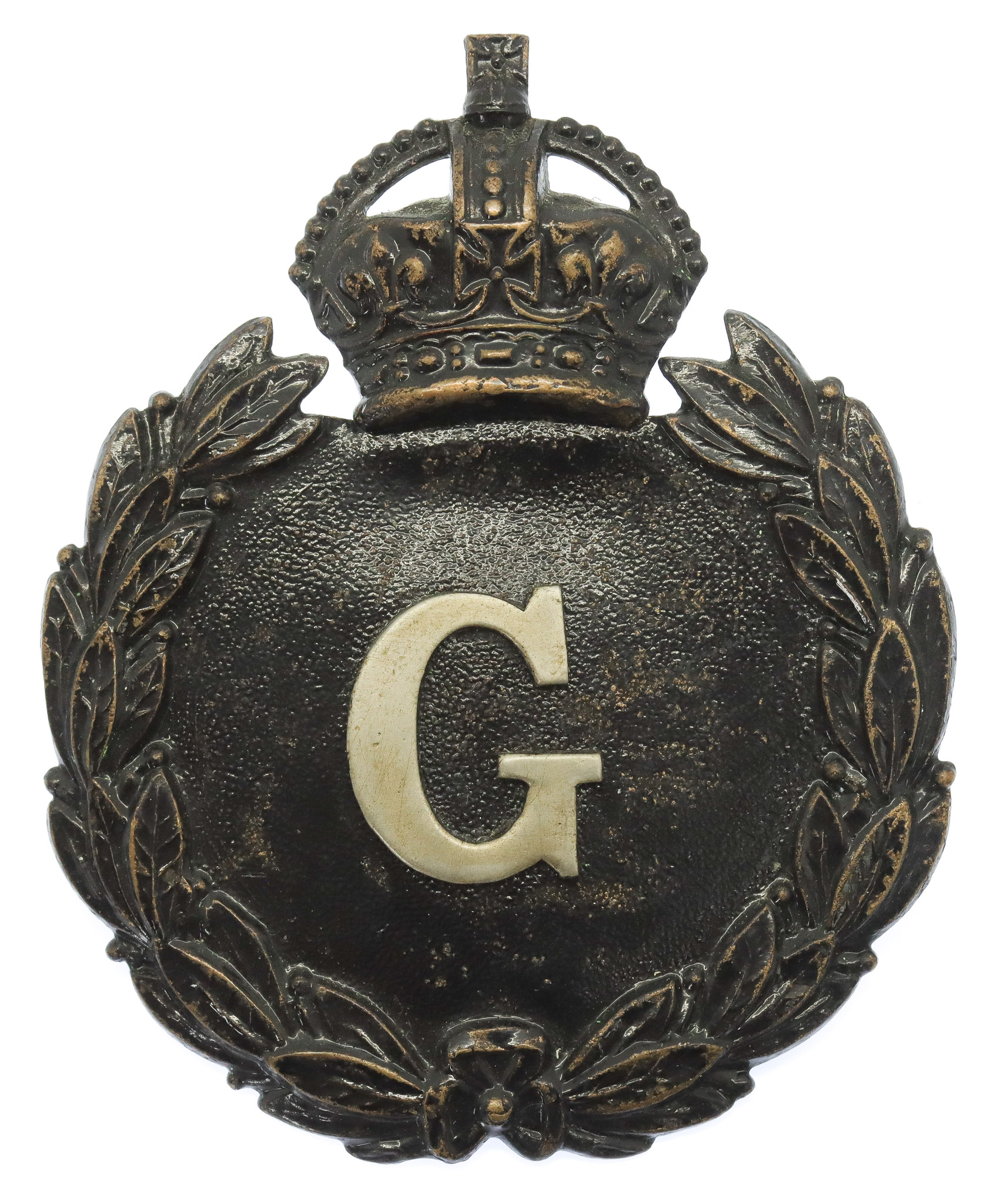 Gloucestershire Constabulary Black Wreath Helmet Plate - King's Crown