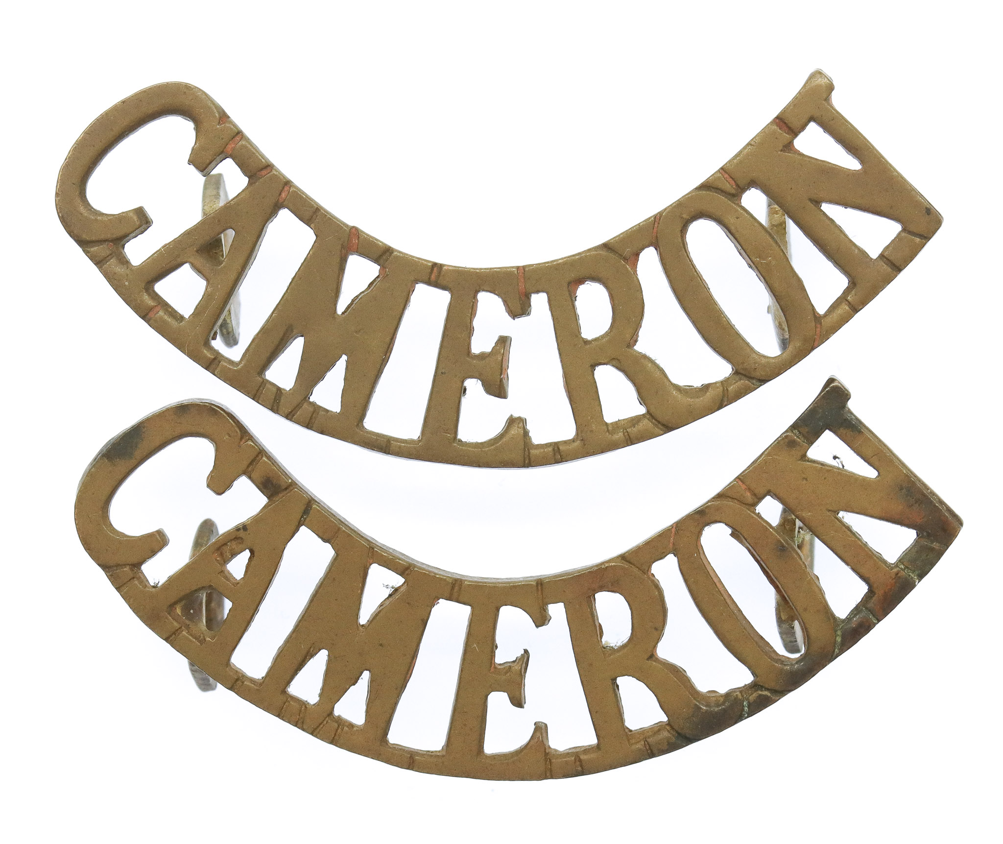 Pair of Queen's Own Cameron Highlanders (CAMERON) Shoulder Titles