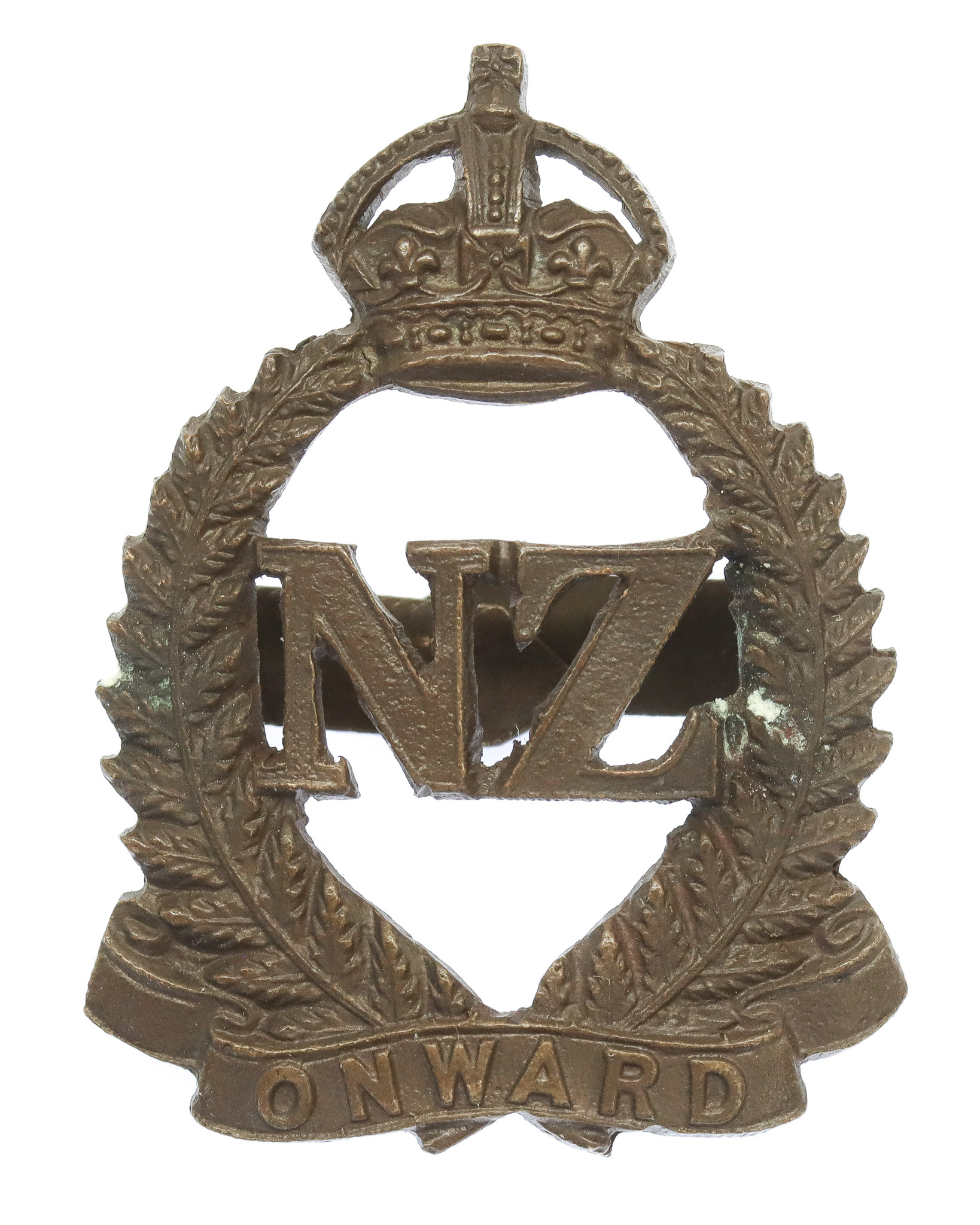 New Zealand Expeditionary Force (N.Z.E.F.) Officer's Service Dress Cap Badge - King's Crown