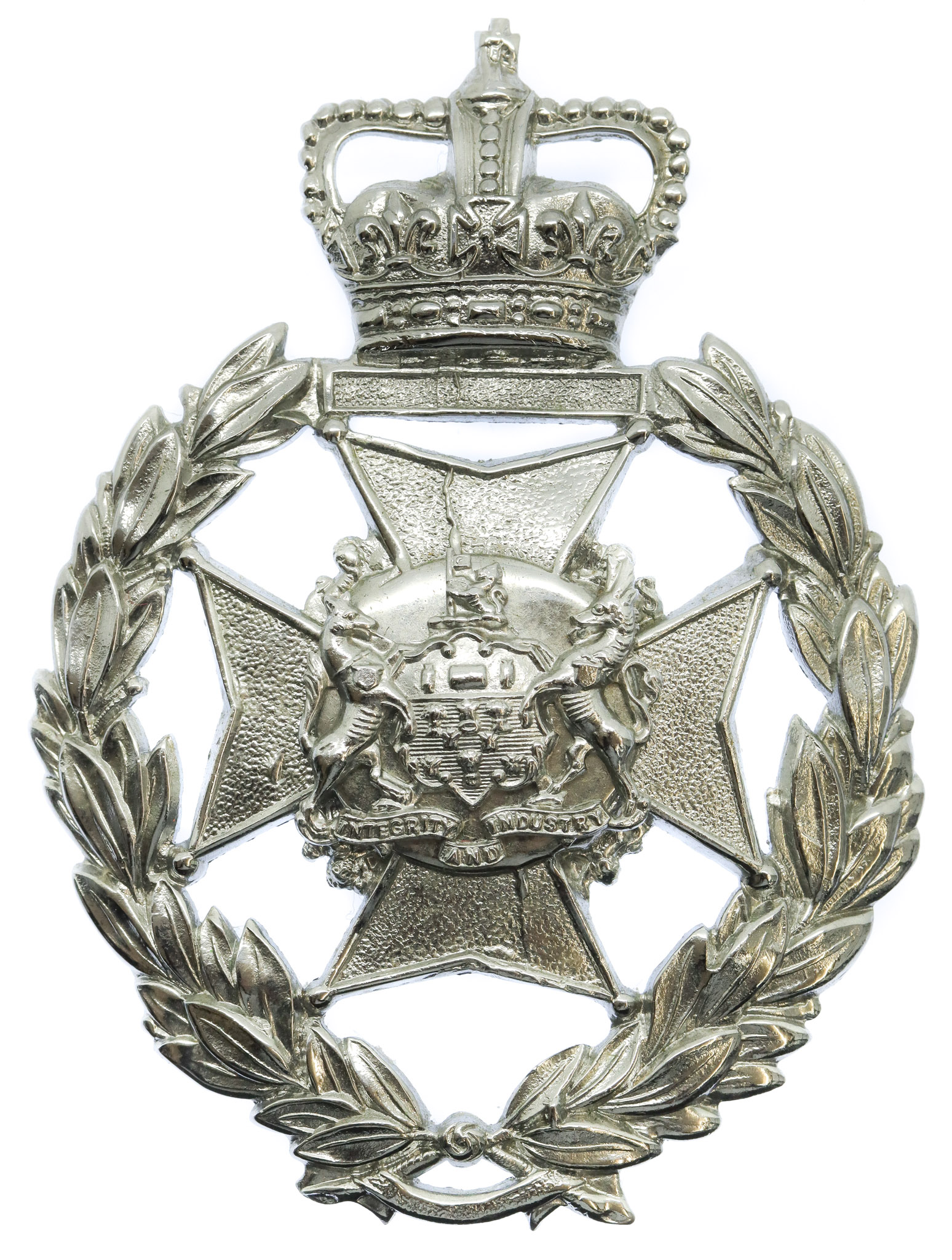 Salford City Police Wreath Helmet Plate - Queen's Crown