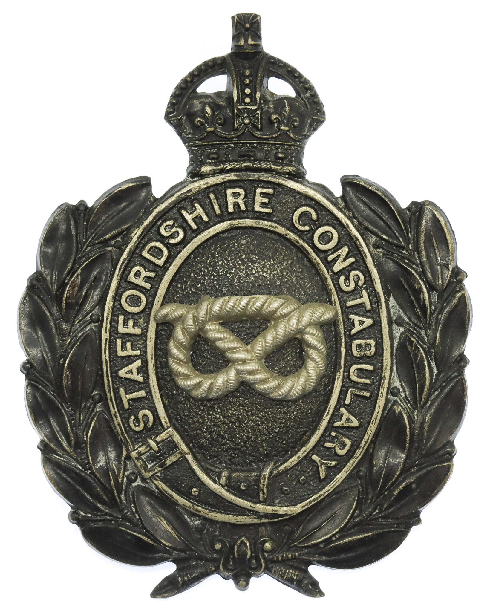 Staffordshire Constabulary Black Wreath Helmet Plate - King's Crown