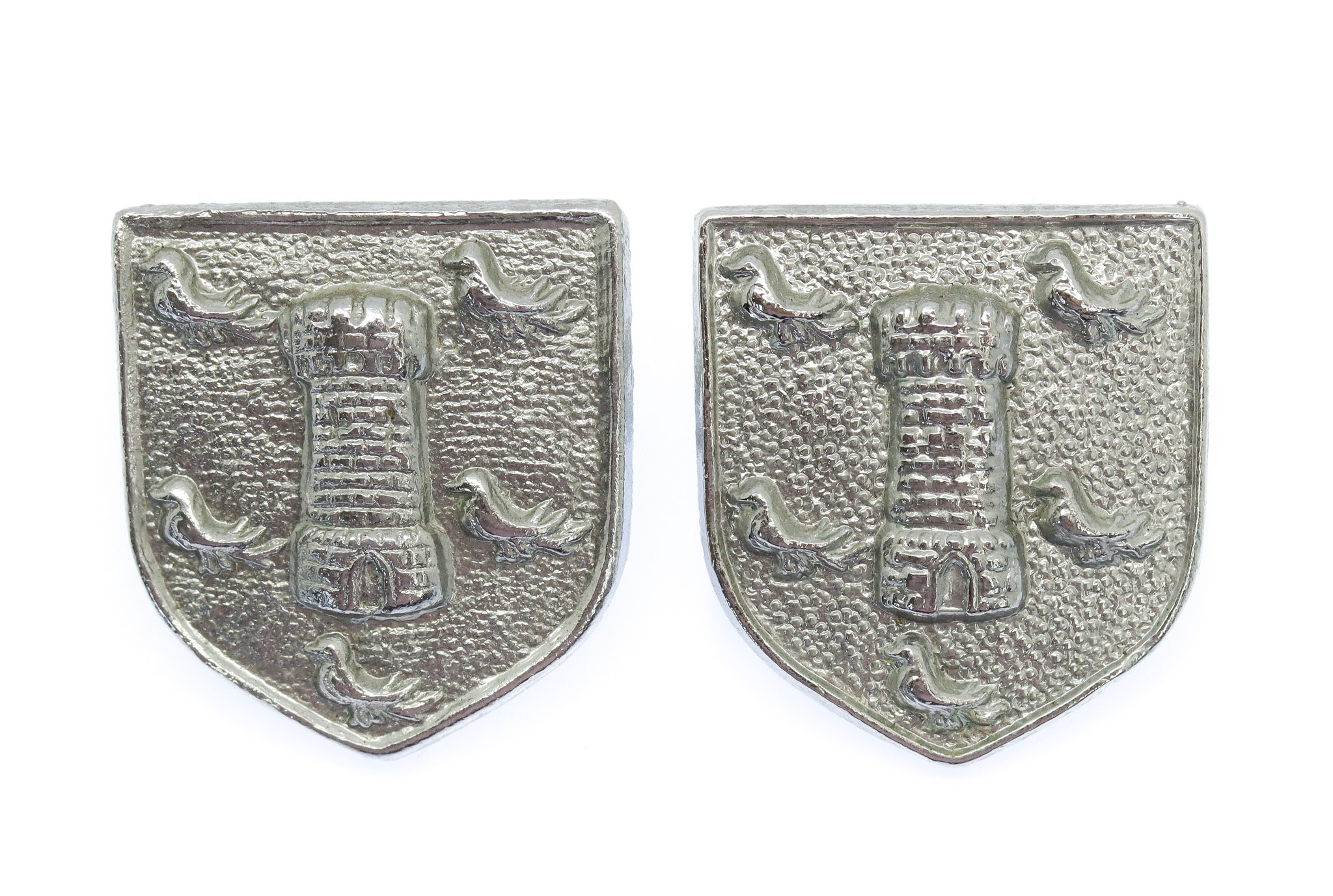 Pair of Sussex Constabulary Collar Badges