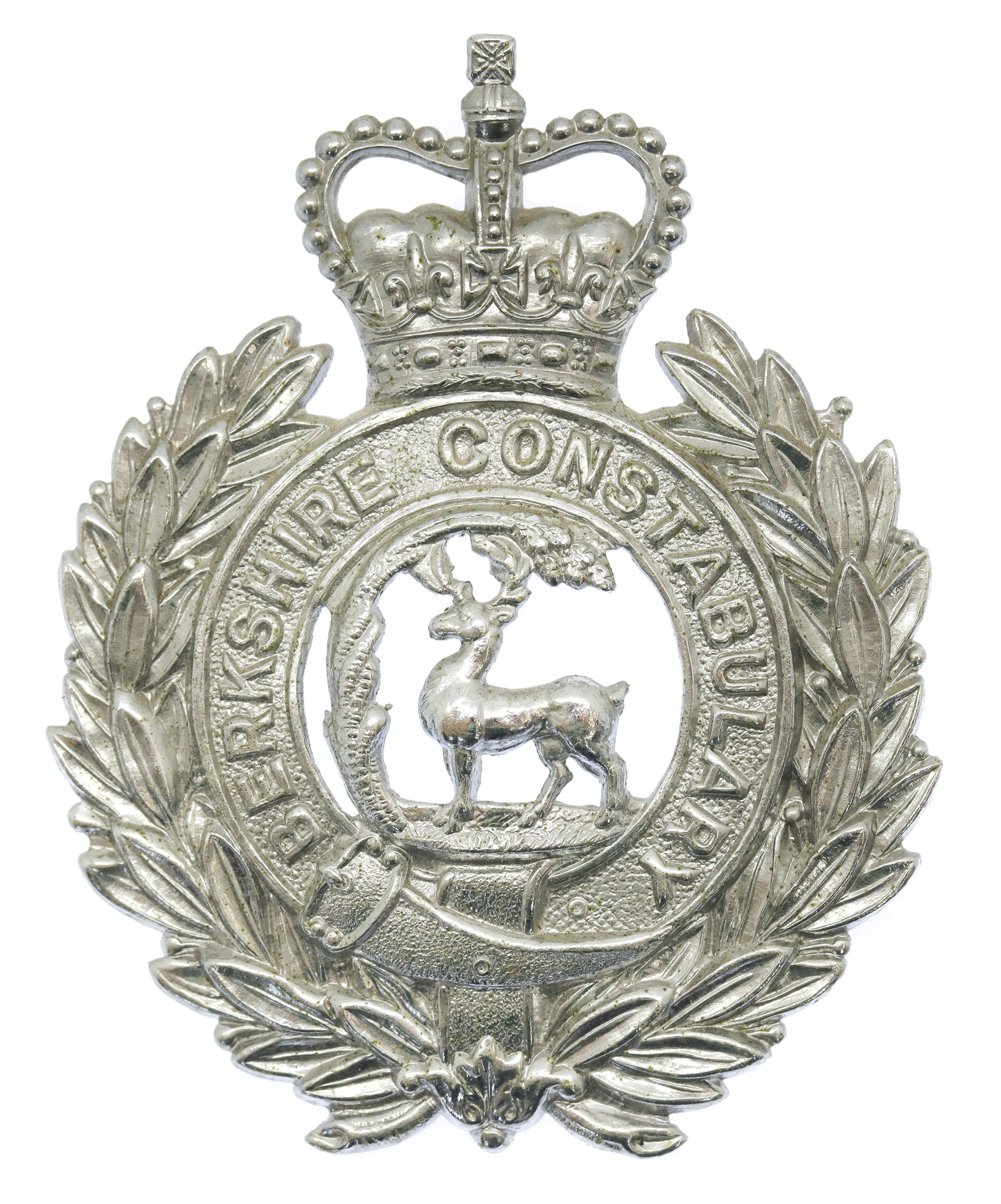 Berkshire Constabulary Wreath Helmet Plate - Queen's Crown