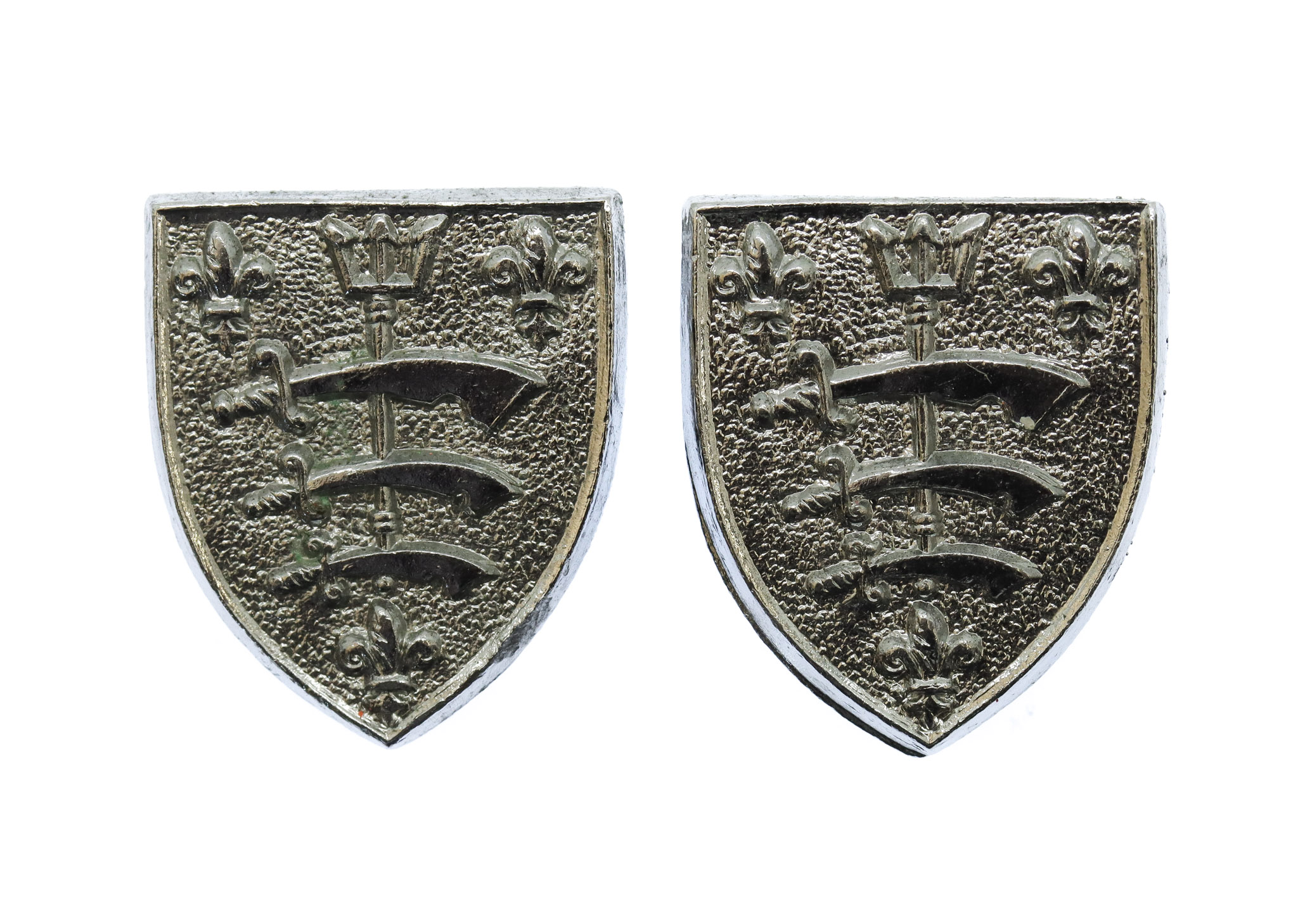 Pair of Essex and Southend-on-Sea Constabulary Collar Badges