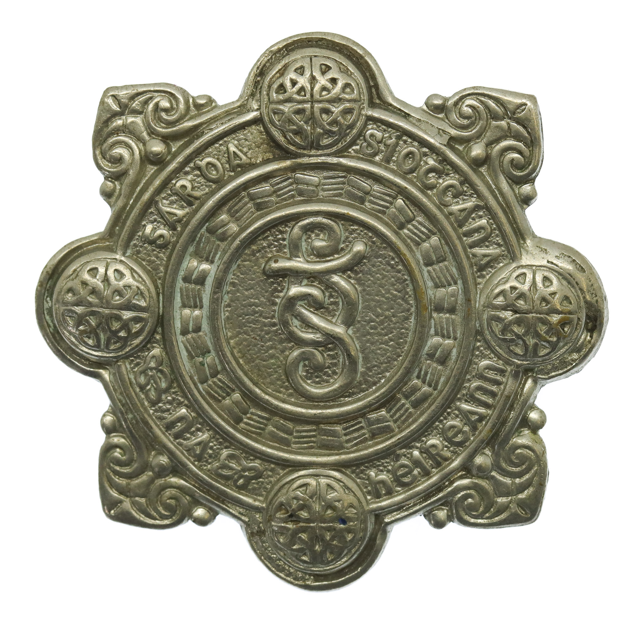 Garda Siochana (Irish Police) White Metal Cap Badge