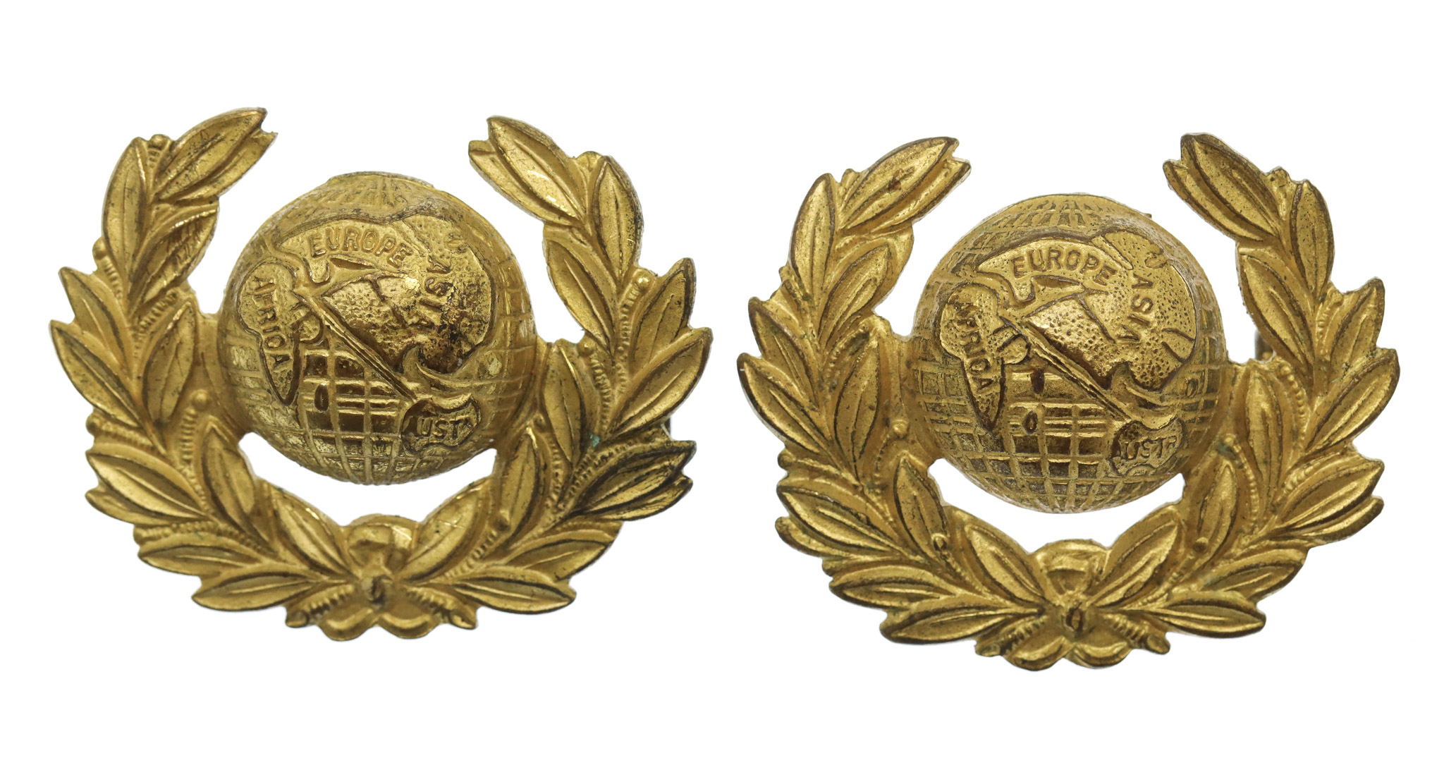 Pair of Royal Marines Senior N.C.O.'s Gilt Collar Badges
