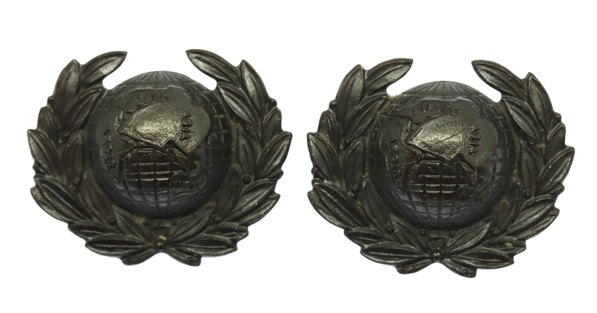 Pair of Royal Marines Lovat Dress Collar Badges