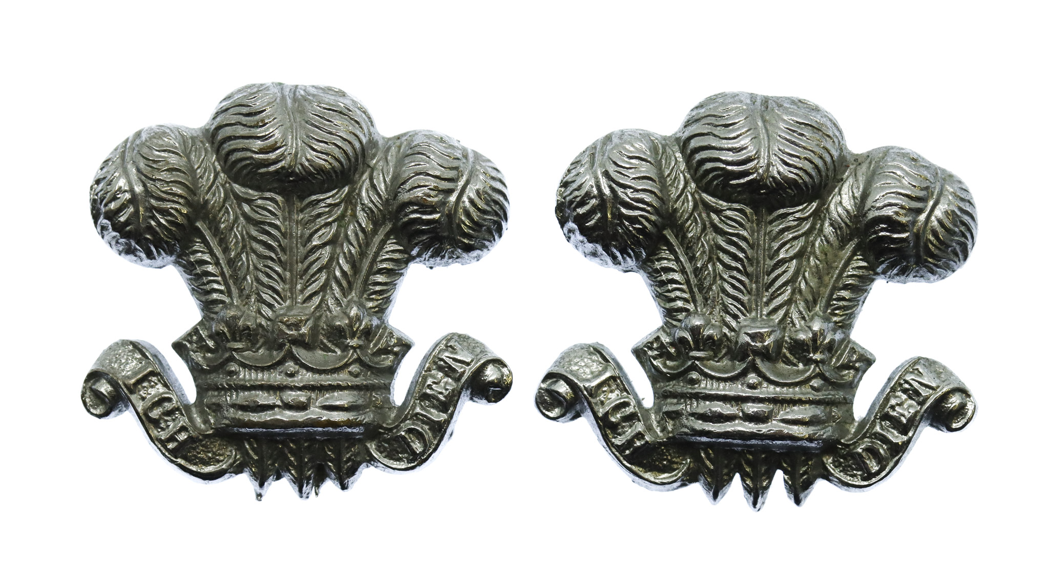 Pair of South Wales Constabulary Collar Badges